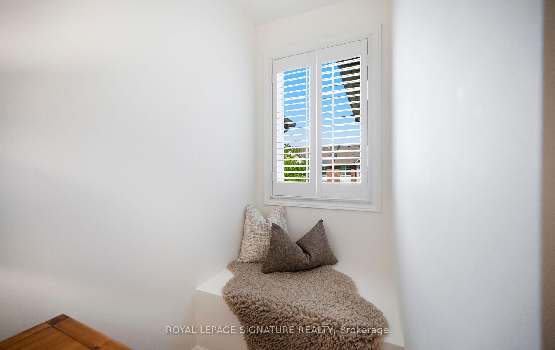 Photo 41 of 944 Deverell Place, Milton, Coates — HOMEH