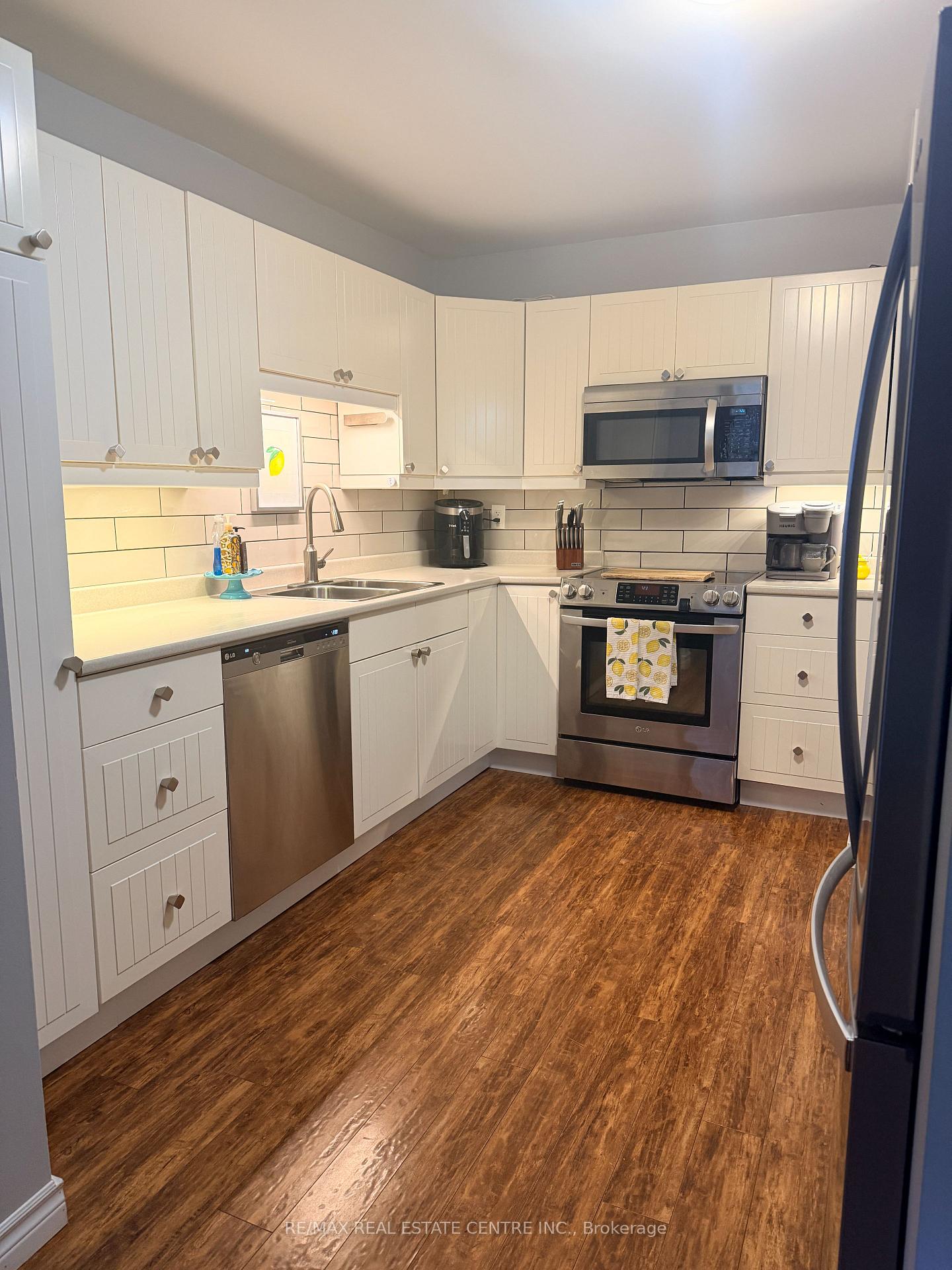 Photo 7 of Unit 1, 325 William Street, Shelburne — HOMEH