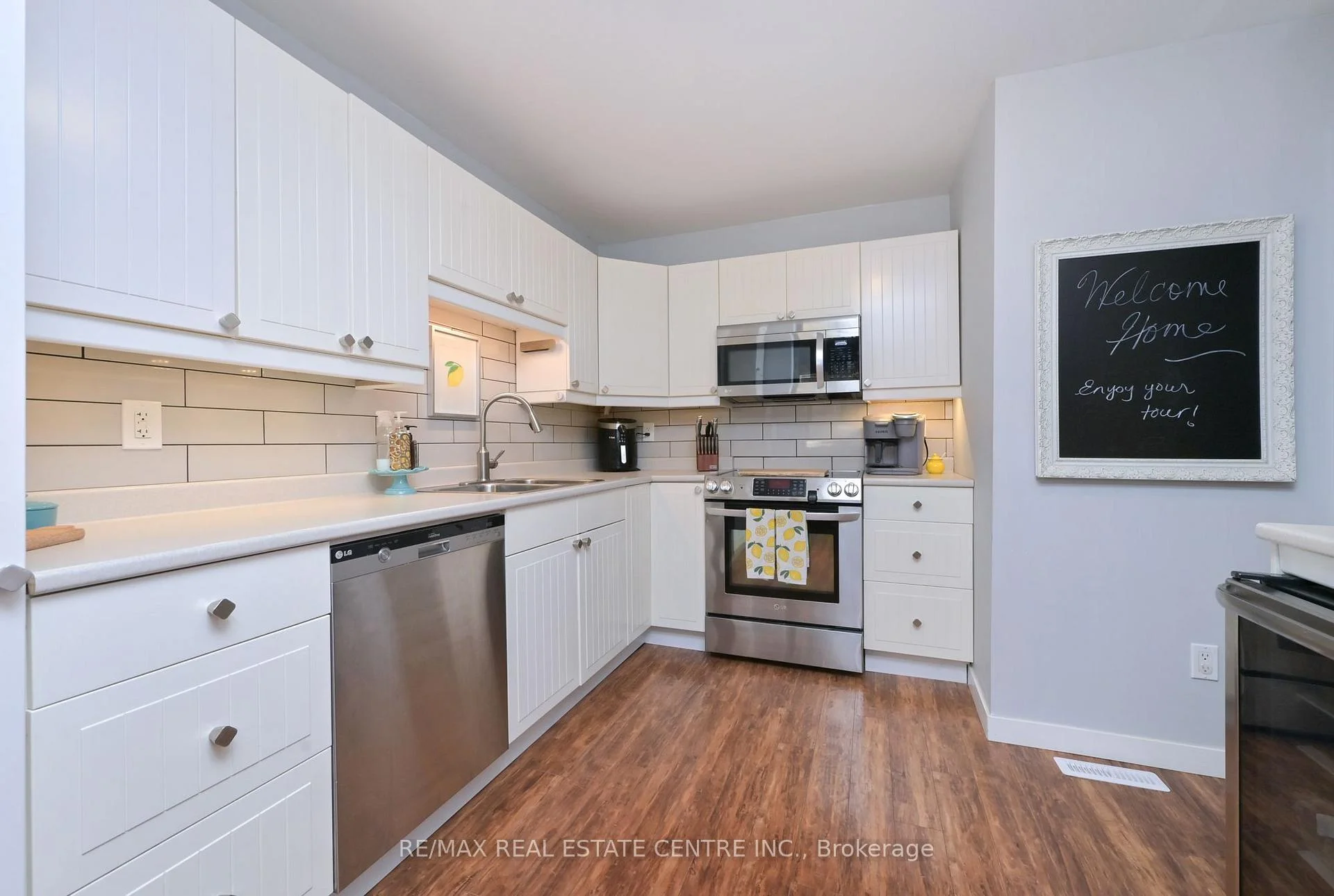 Photo 14 of Unit 1, 325 William Street, Shelburne — HOMEH
