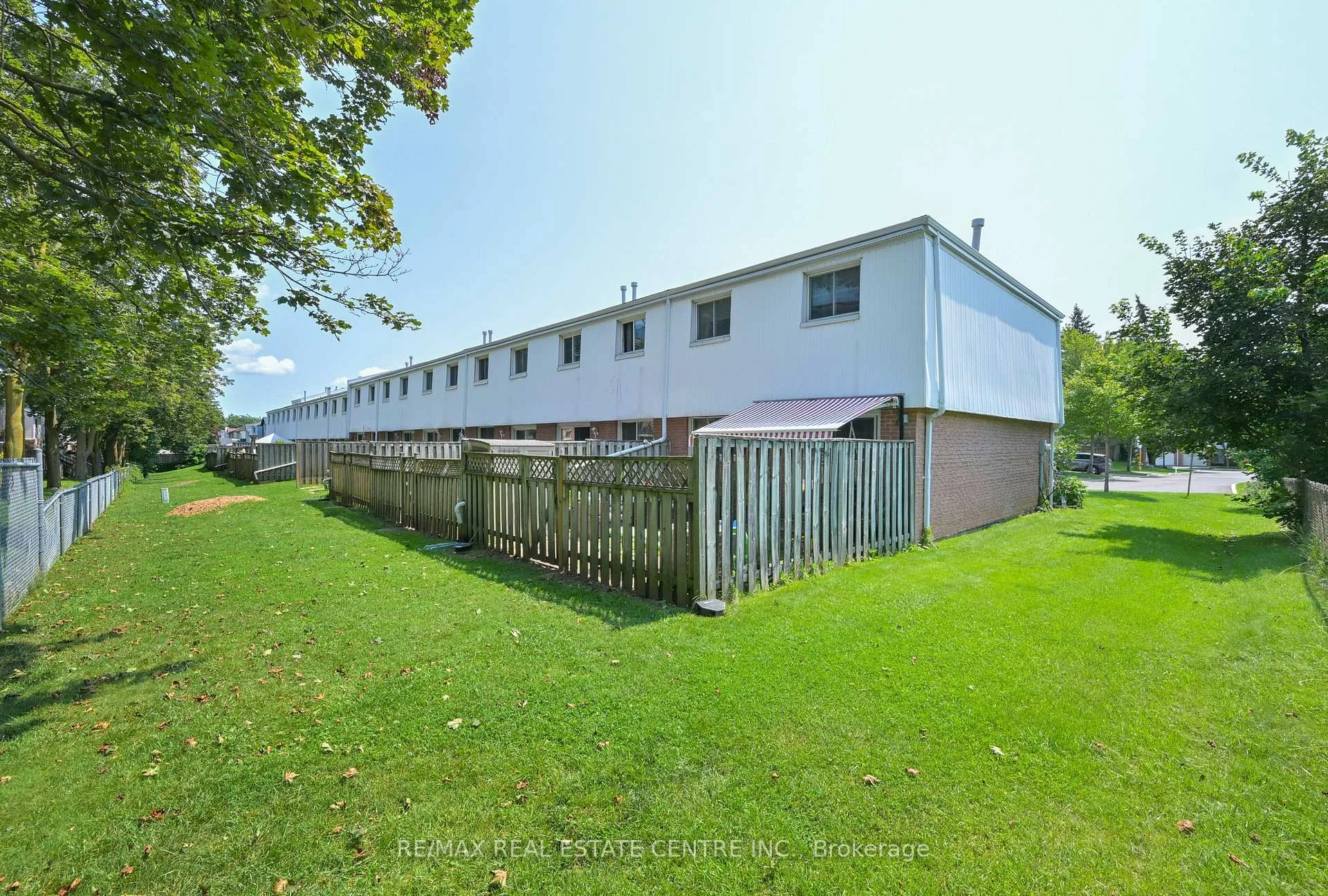 Photo 47 of Unit 1, 325 William Street, Shelburne — HOMEH