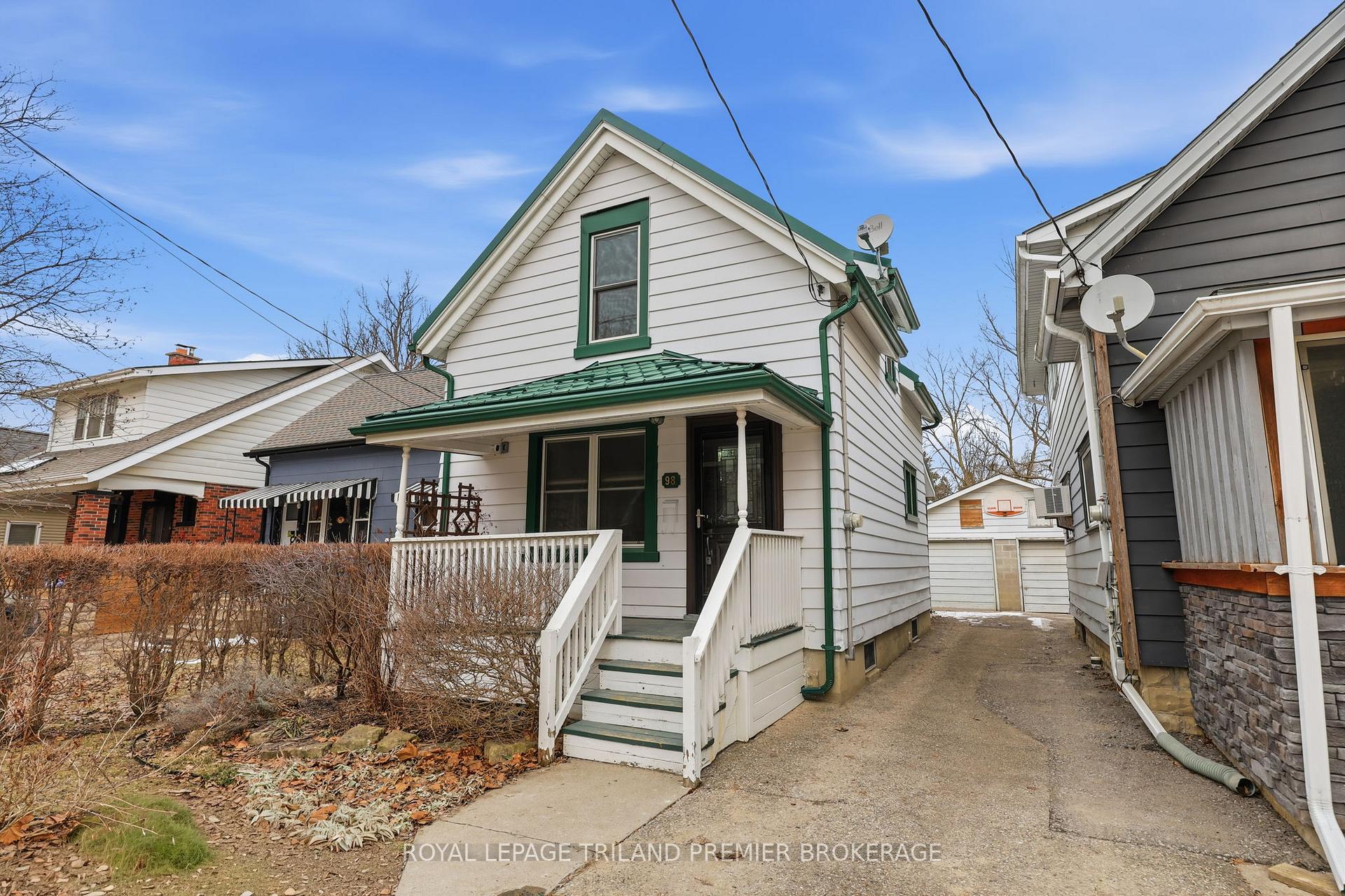 Photo 1 of 98 Briscoe Street E, London, South F — HOMEH