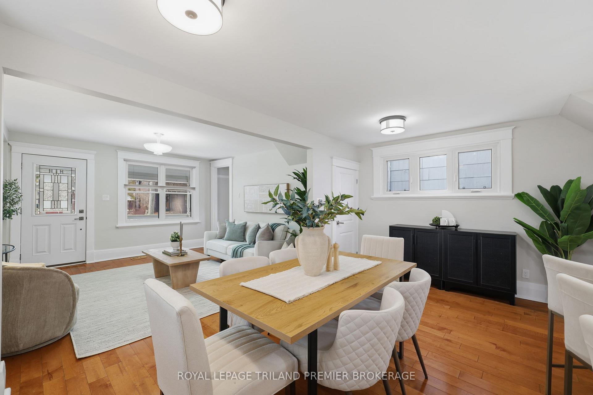 Photo 15 of 98 Briscoe Street E, London, South F — HOMEH