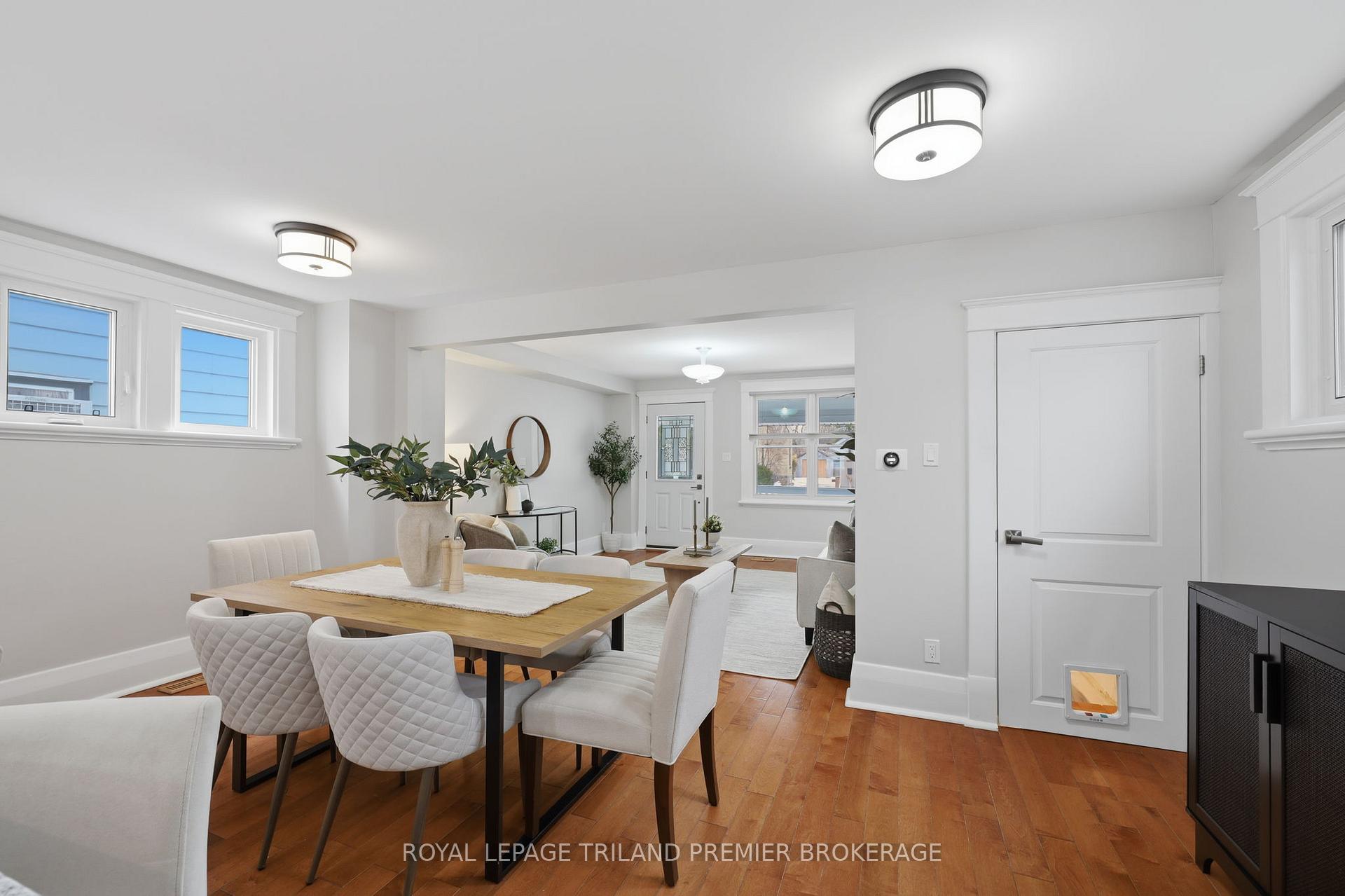 Photo 16 of 98 Briscoe Street E, London, South F — HOMEH