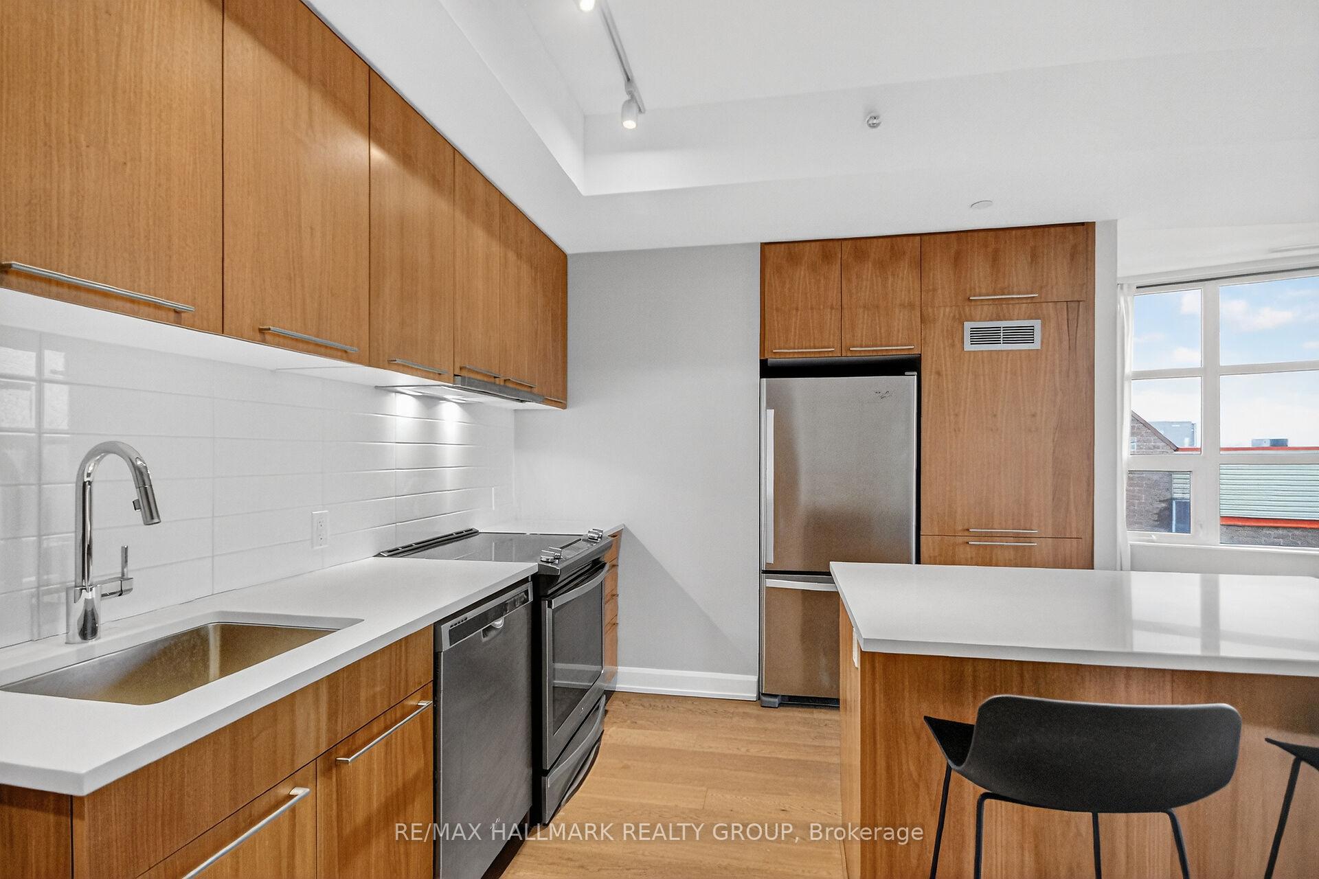 Photo 9 of Unit 503, 10 Rosemount Avenue, Ottawa, Hintonburg — HOMEH