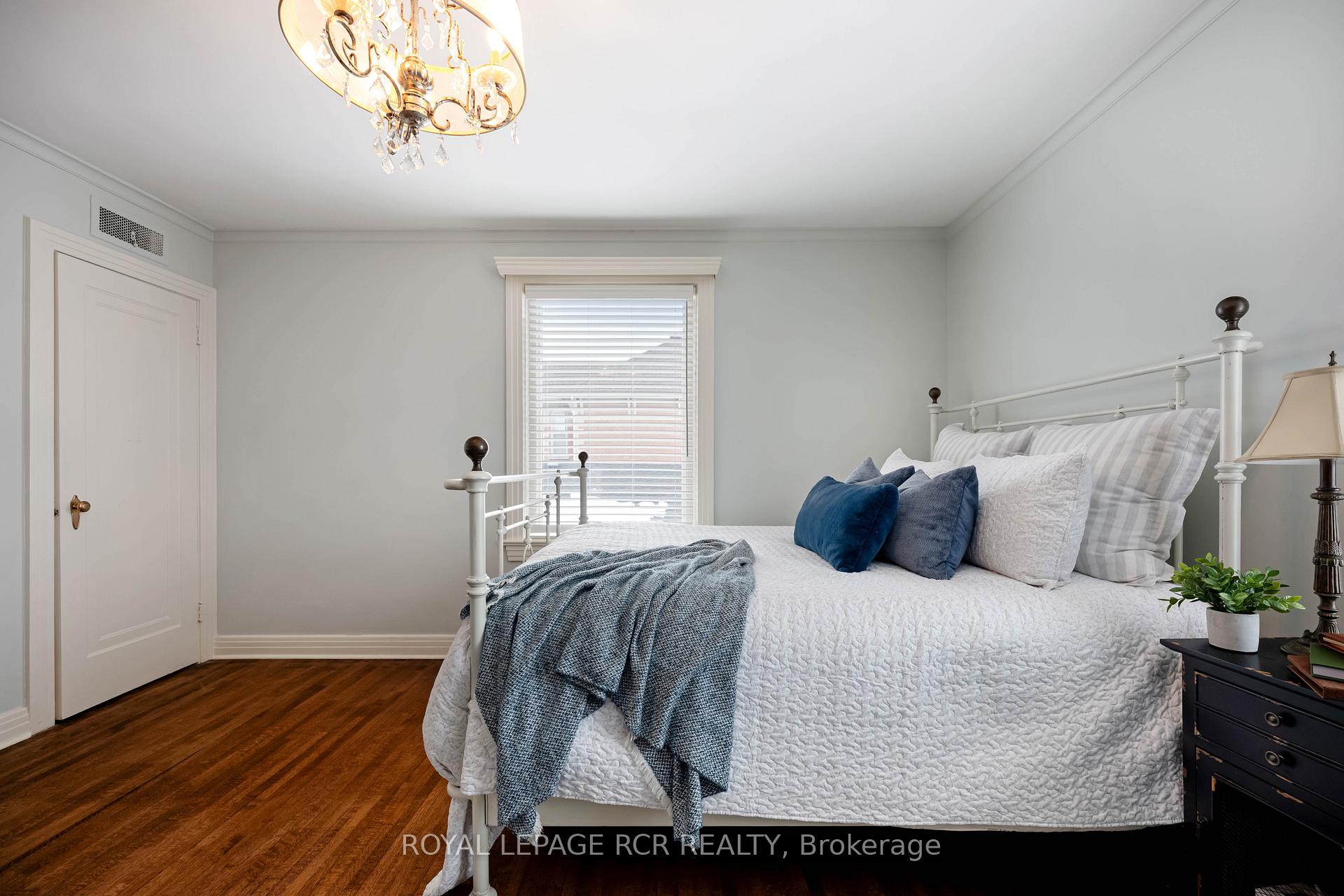 Photo 30 of 17 First Avenue, Orangeville — HOMEH