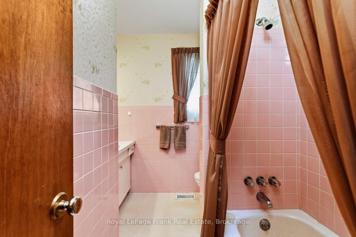 Photo 31 of 5080 Bowmanville Avenue, Clarington, Rural Clarington — HOMEH