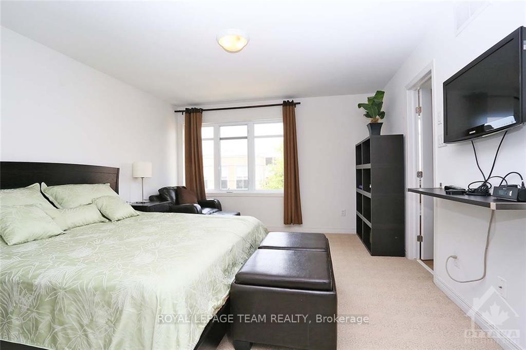 Photo 17 of 68 Encore Private, Ottawa, City View/Skyline/Fisher Heights/Parkwood Hills — HOMEH