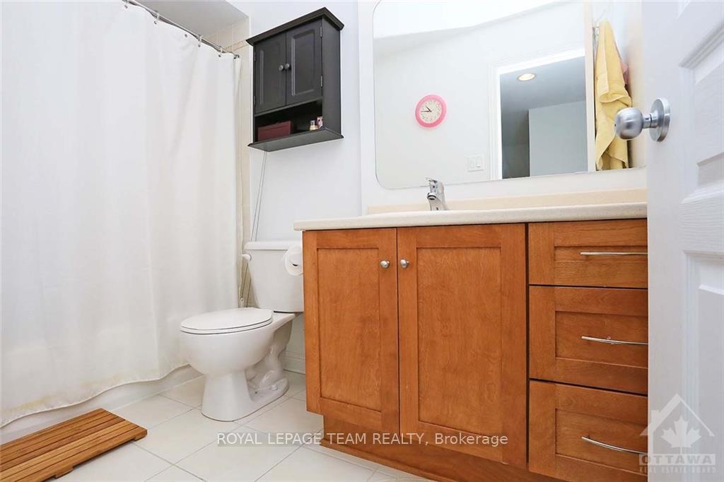 Photo 23 of 68 Encore Private, Ottawa, City View/Skyline/Fisher Heights/Parkwood Hills — HOMEH