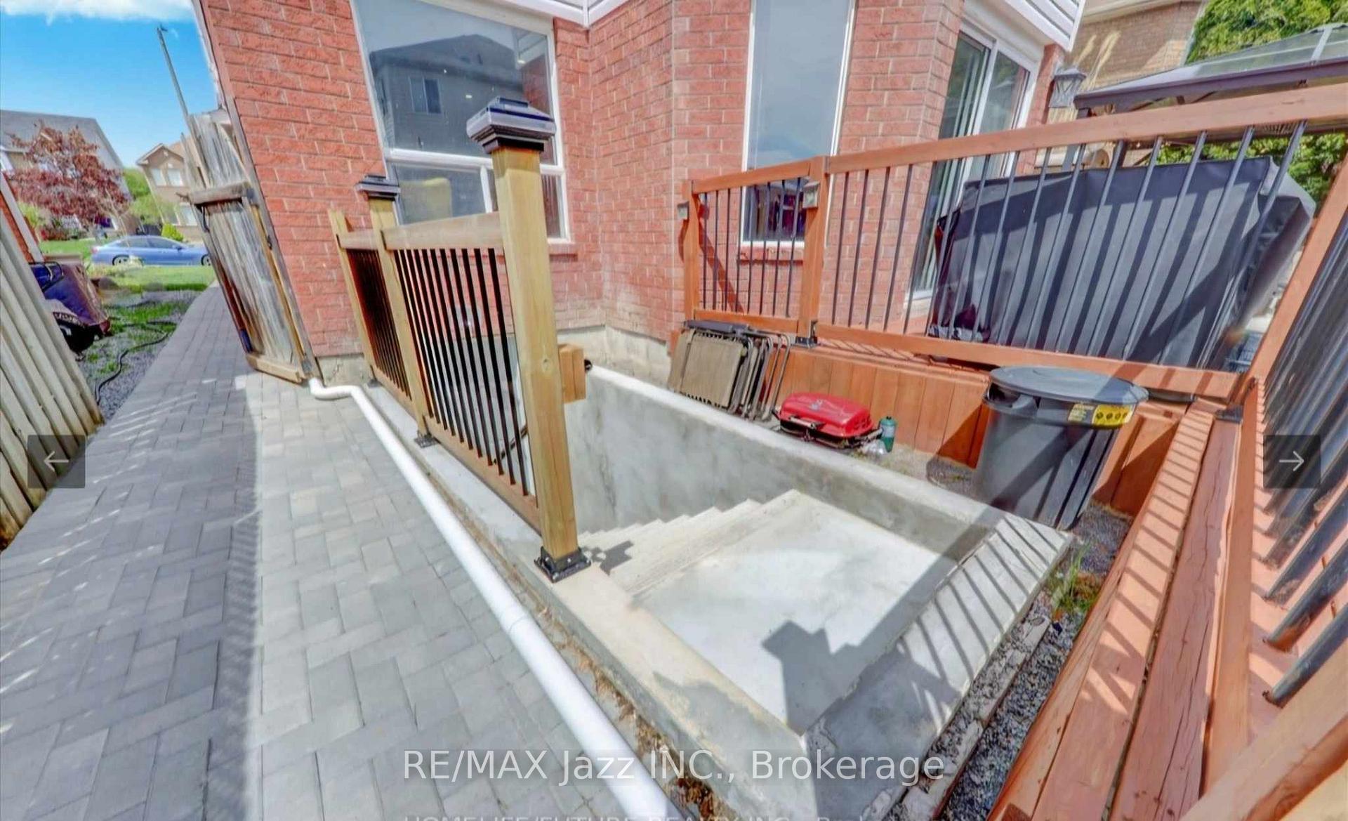 Photo 4 of Unit Lower, 107 Apple Blossom Boulevard, Clarington, Bowmanville — HOMEH