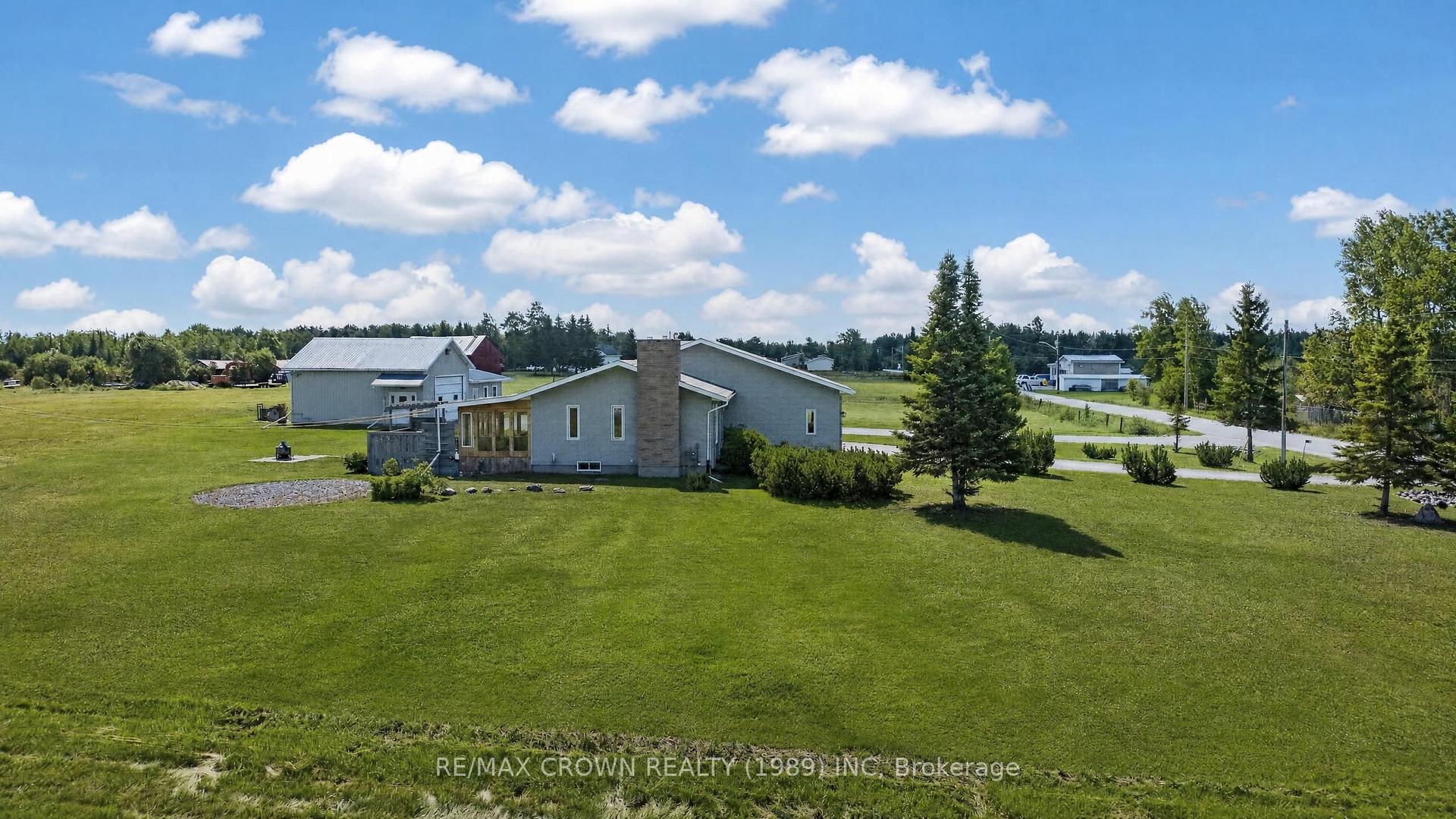 Photo 5 of 53 Cloutier Road N, Hearst — HOMEH