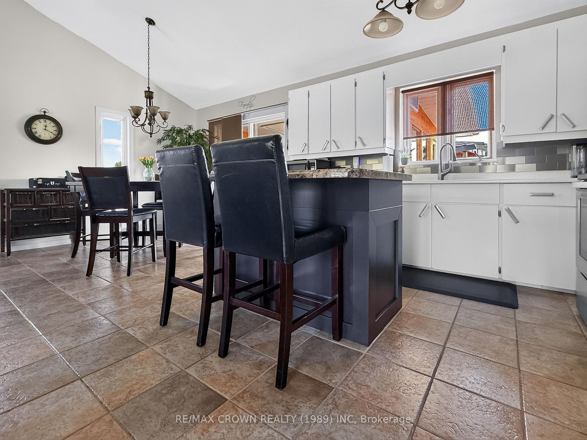 Photo 17 of 53 Cloutier Road N, Hearst — HOMEH