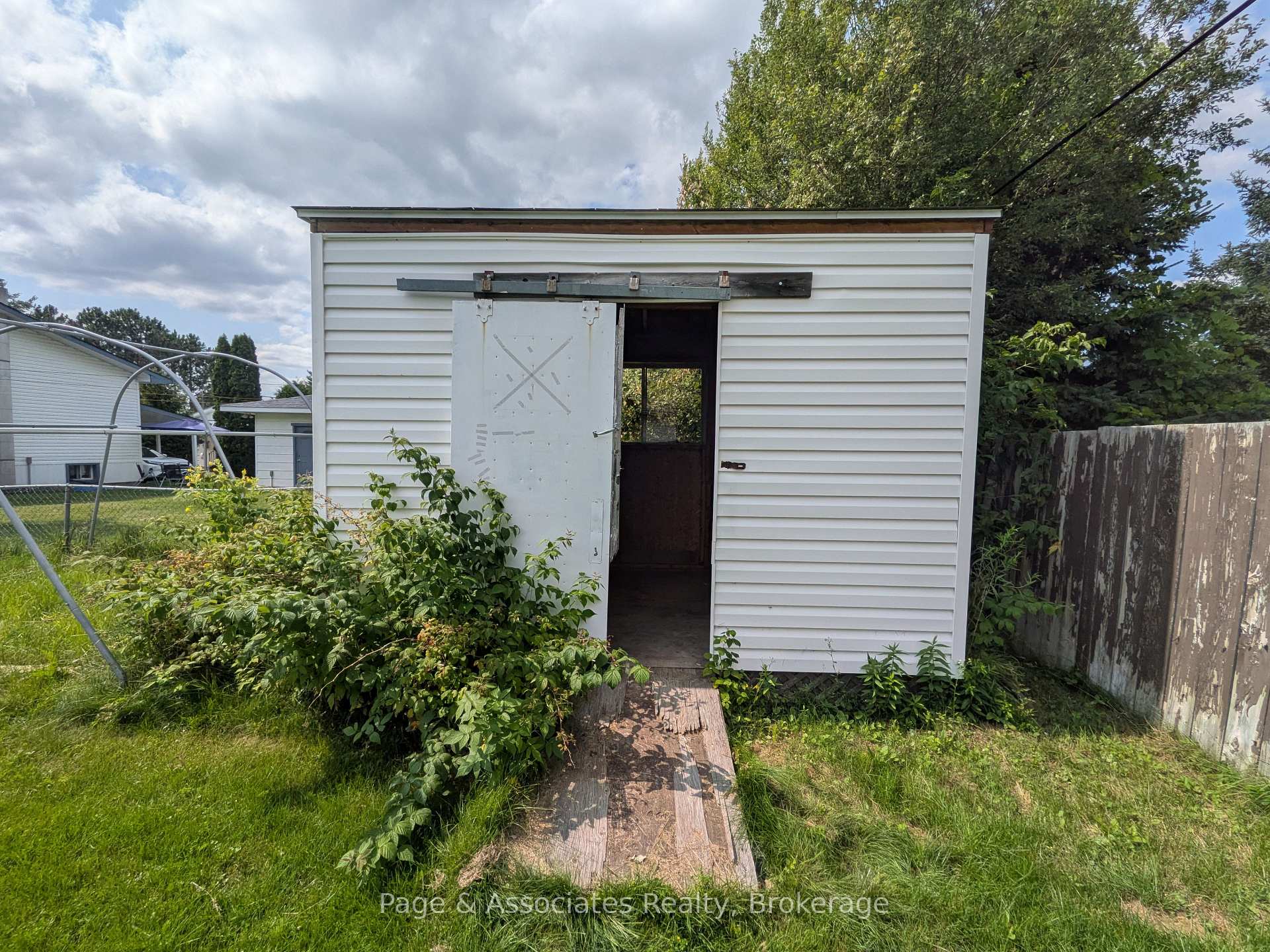 Photo 26 of 198 Montreal Street, West Nipissing, Sturgeon Falls — HOMEH