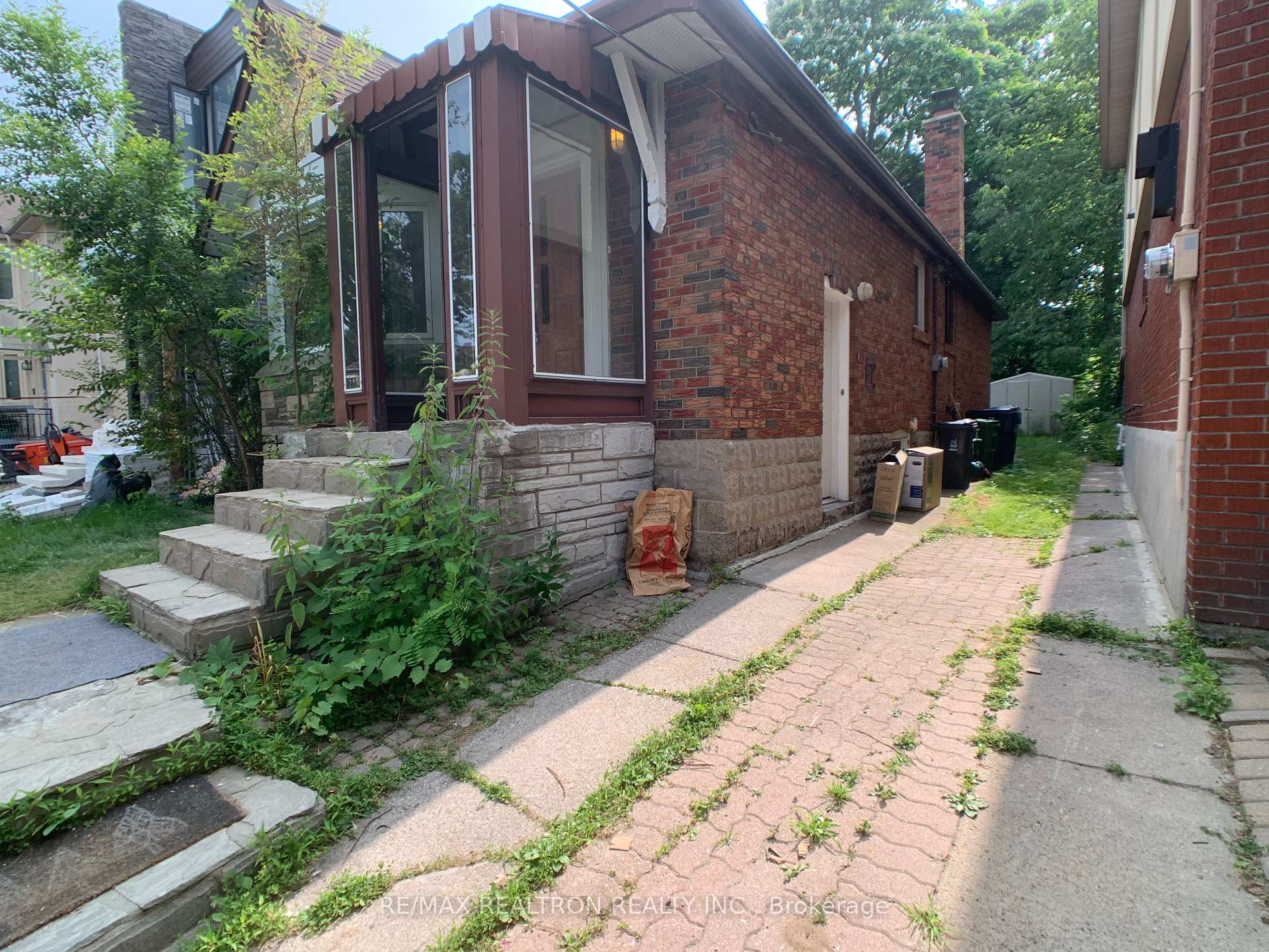 Photo 1 of 48 Mann Avenue, Toronto, Mount Pleasant East — HOMEH