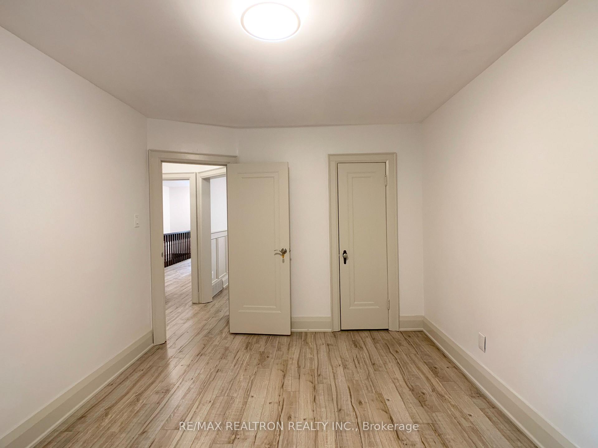 Photo 11 of 48 Mann Avenue, Toronto, Mount Pleasant East — HOMEH