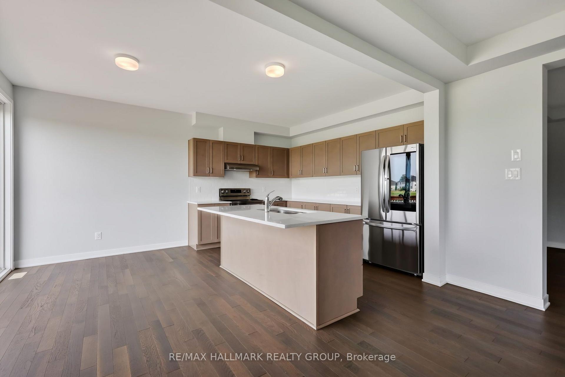 Photo 18 of 717 Fenwick Way, Ottawa, Barrhaven - Stonebridge — HOMEH
