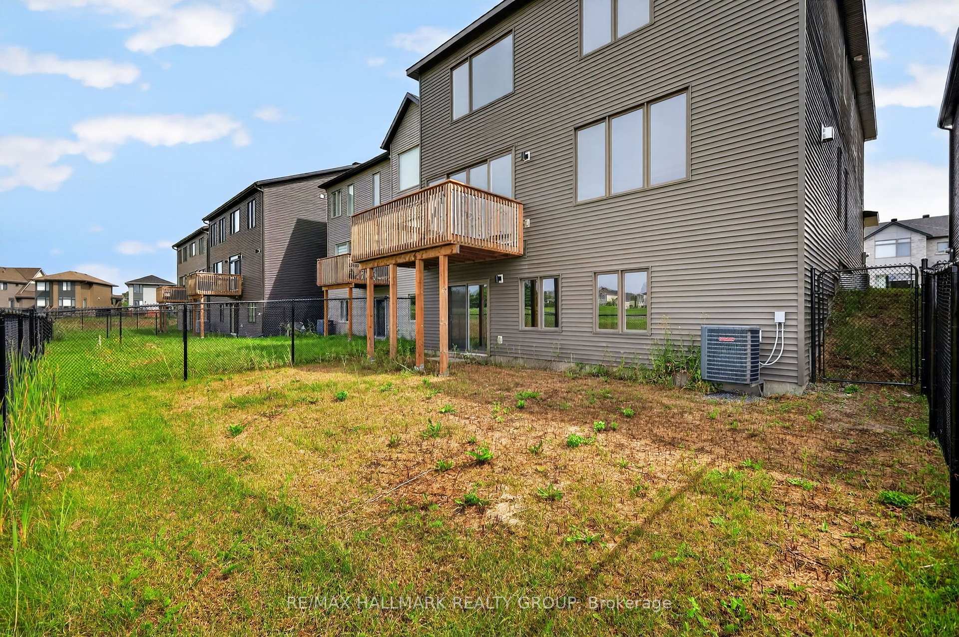 Photo 43 of 717 Fenwick Way, Ottawa, Barrhaven - Stonebridge — HOMEH