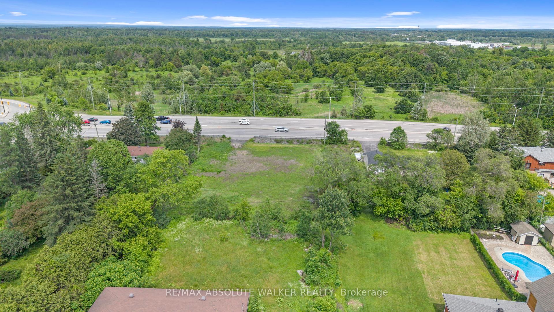Photo 5 of 4320 Bank Street, Ottawa, Blossom Park/Kemp Park/Findlay Creek — HOMEH