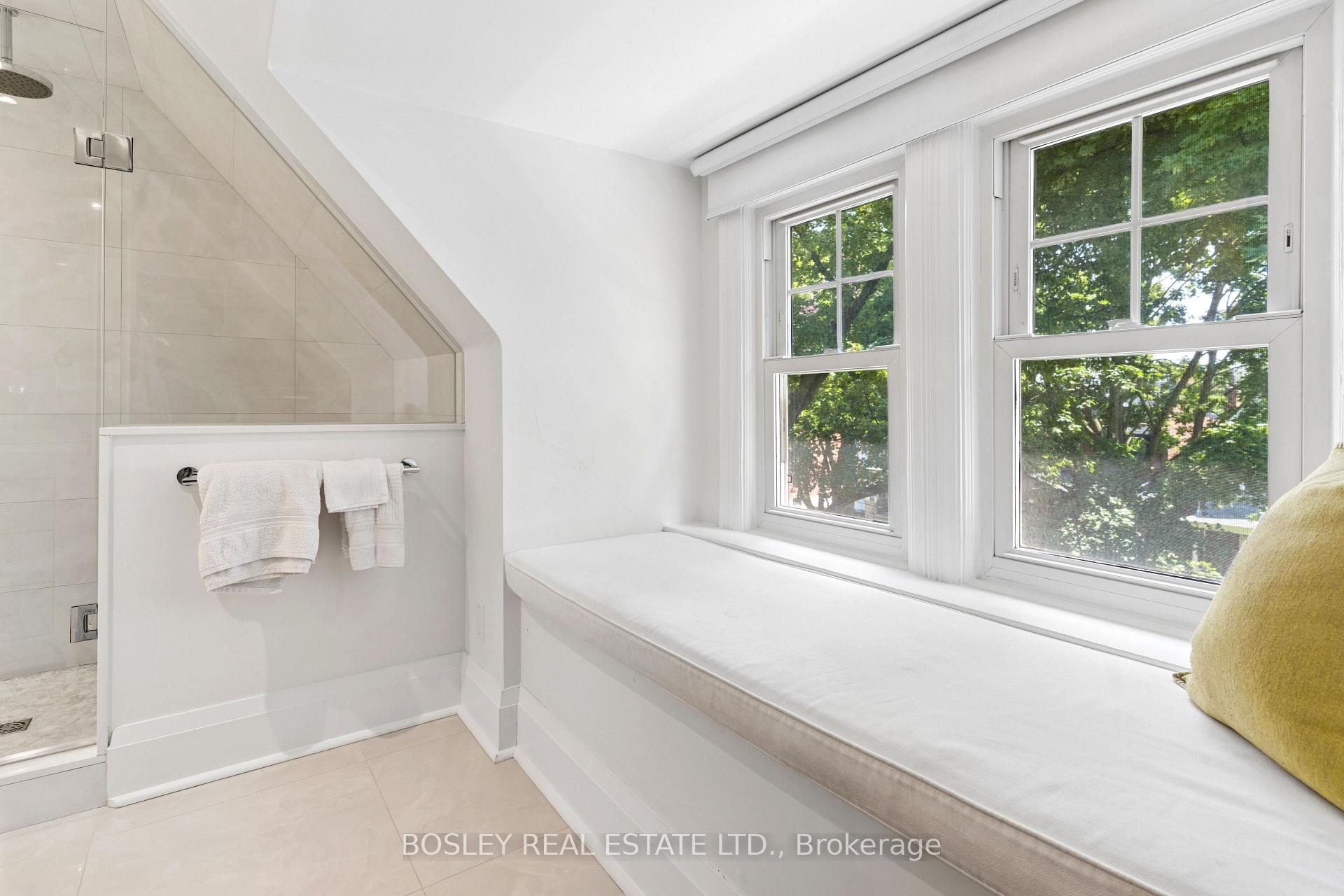Photo 31 of 184 Wright Avenue, Toronto, Roncesvalles — HOMEH