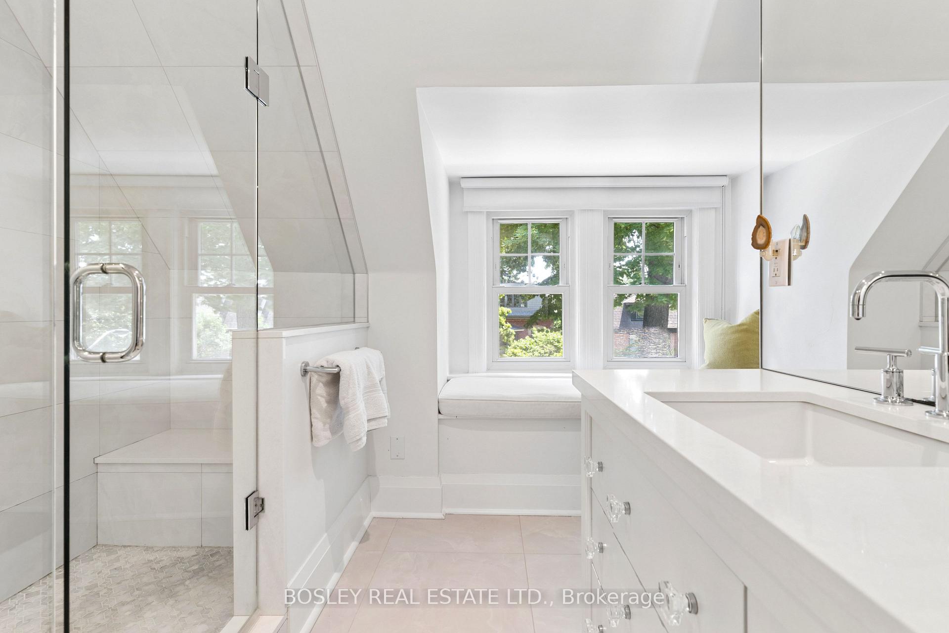Photo 33 of 184 Wright Avenue, Toronto, Roncesvalles — HOMEH