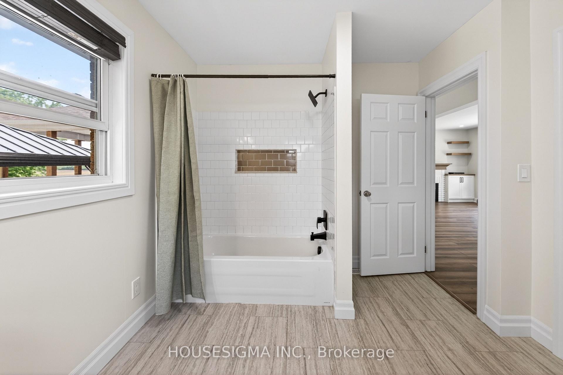 Photo 24 of 3402 Dorchester Road, Thames Centre, Dorchester — HOMEH