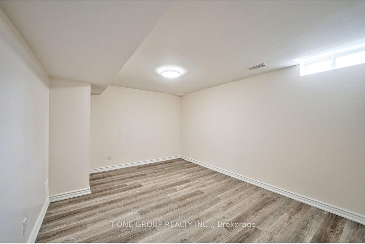 Photo 8 of Unit Bsmt, 5 Hammersly Boulevard, Markham, Wismer — HOMEH