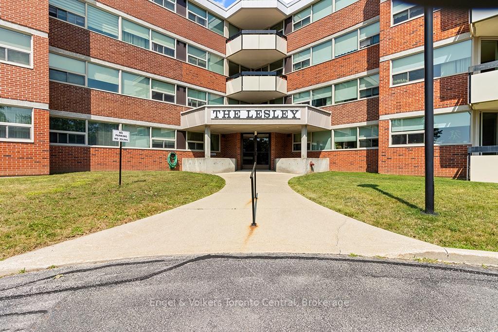 Photo 3 of Unit 402, 860 9TH Street E, Owen Sound — HOMEH
