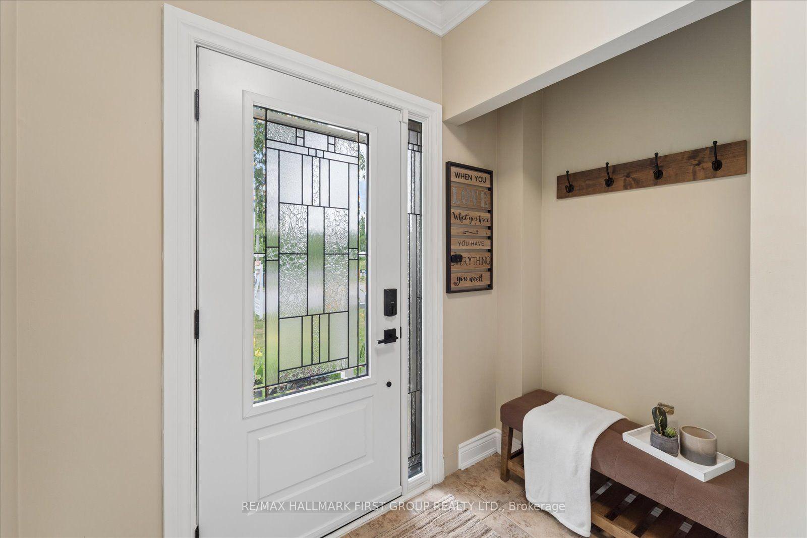 Photo 6 of 148 Shrewsbury Drive, Whitby, Brooklin — HOMEH