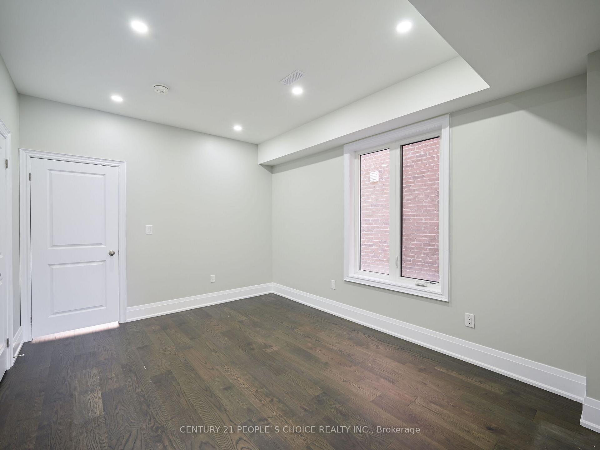 Photo 6 of 12 Junior Road, Brampton, Northwest Brampton — HOMEH