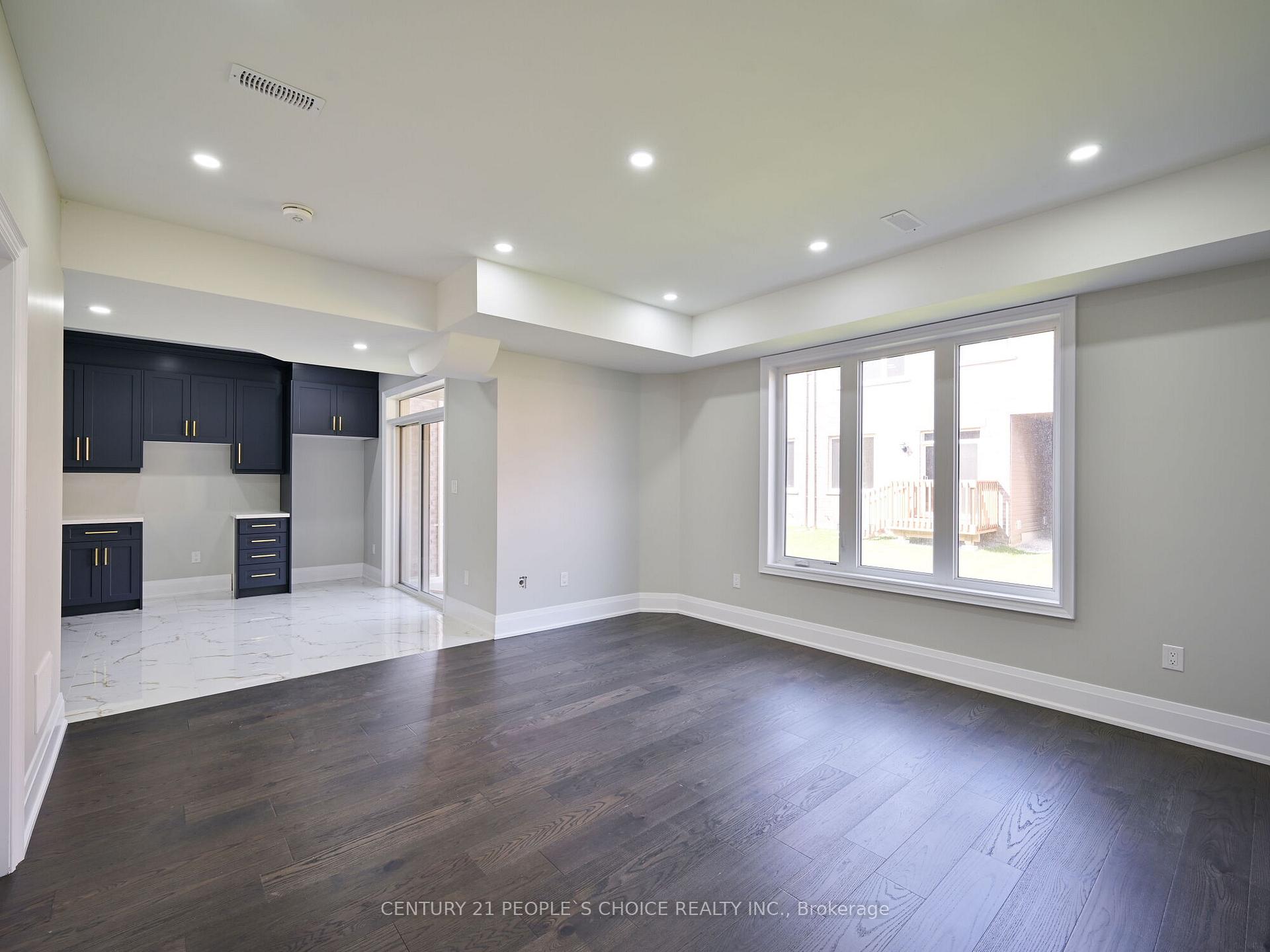 Photo 8 of 12 Junior Road, Brampton, Northwest Brampton — HOMEH
