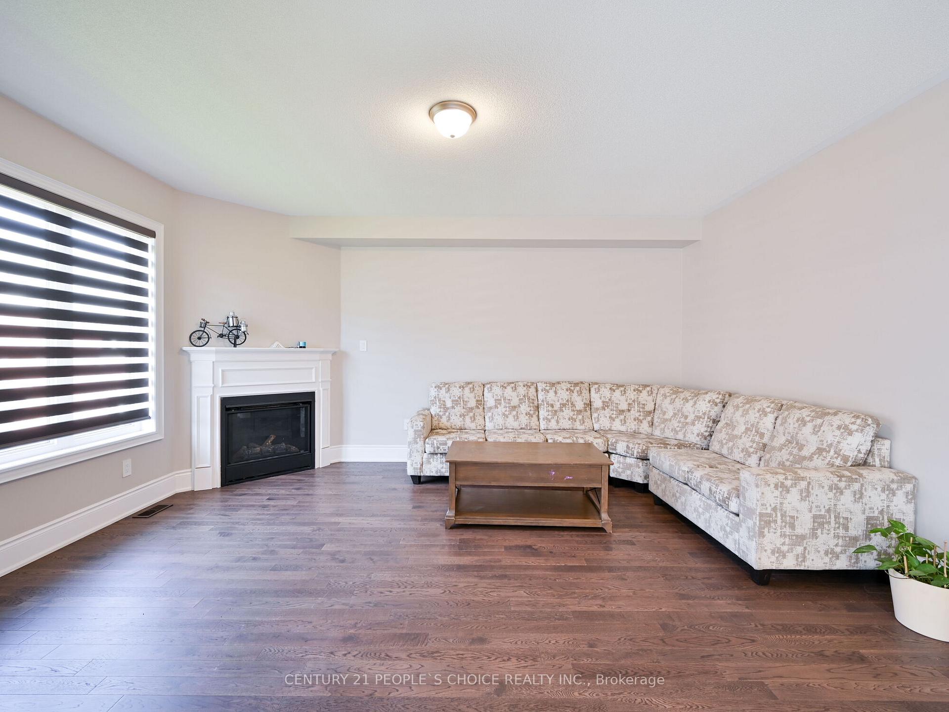 Photo 16 of 12 Junior Road, Brampton, Northwest Brampton — HOMEH
