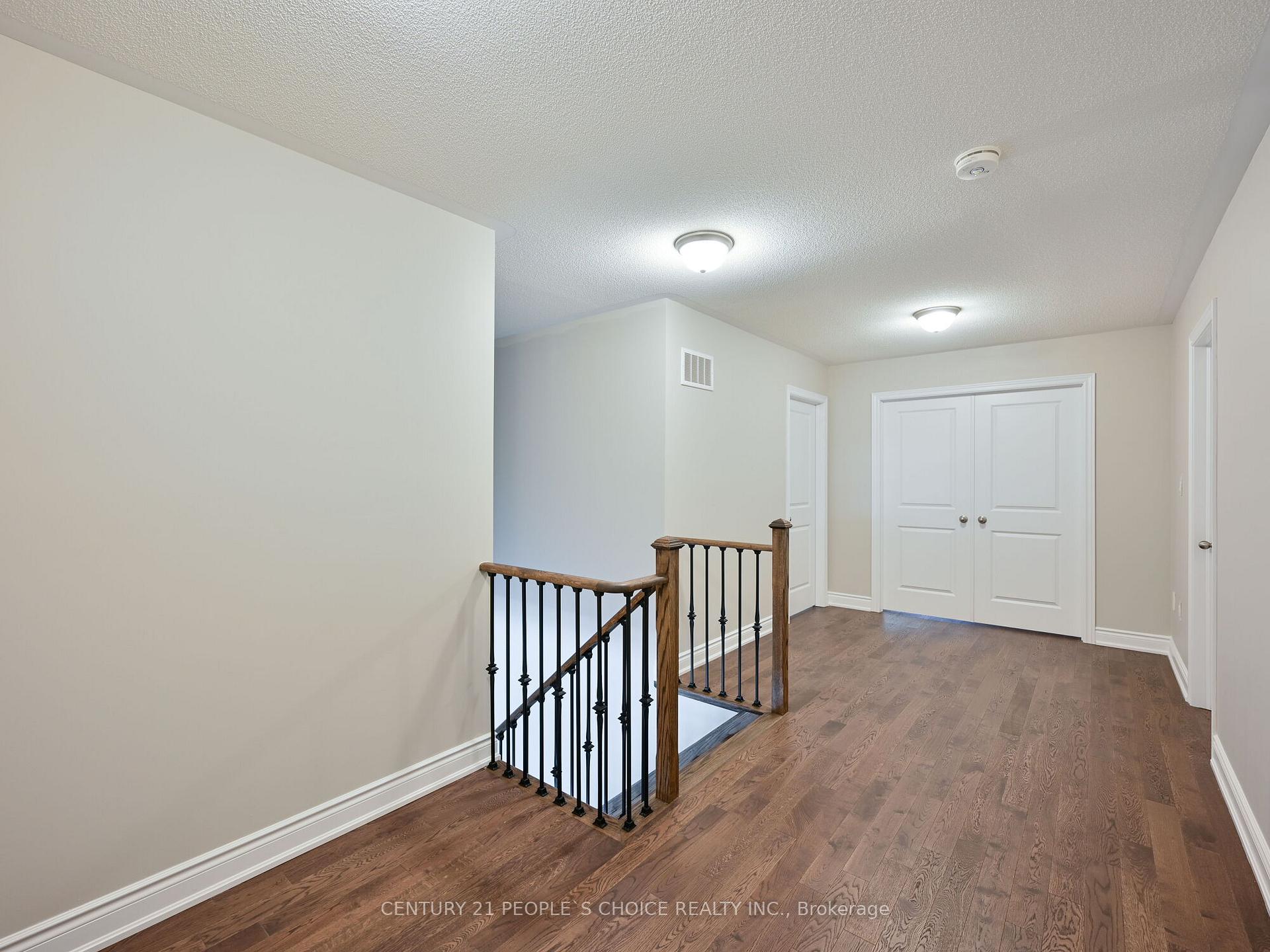 Photo 25 of 12 Junior Road, Brampton, Northwest Brampton — HOMEH