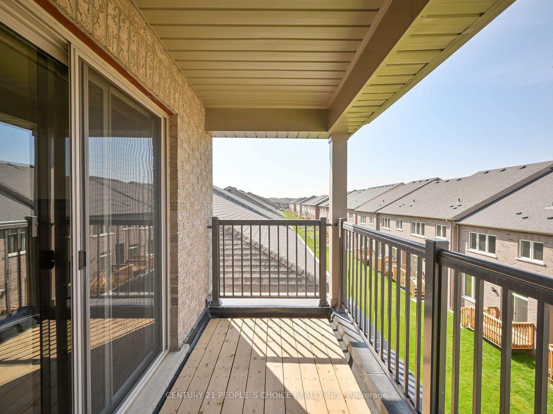 Photo 28 of 12 Junior Road, Brampton, Northwest Brampton — HOMEH