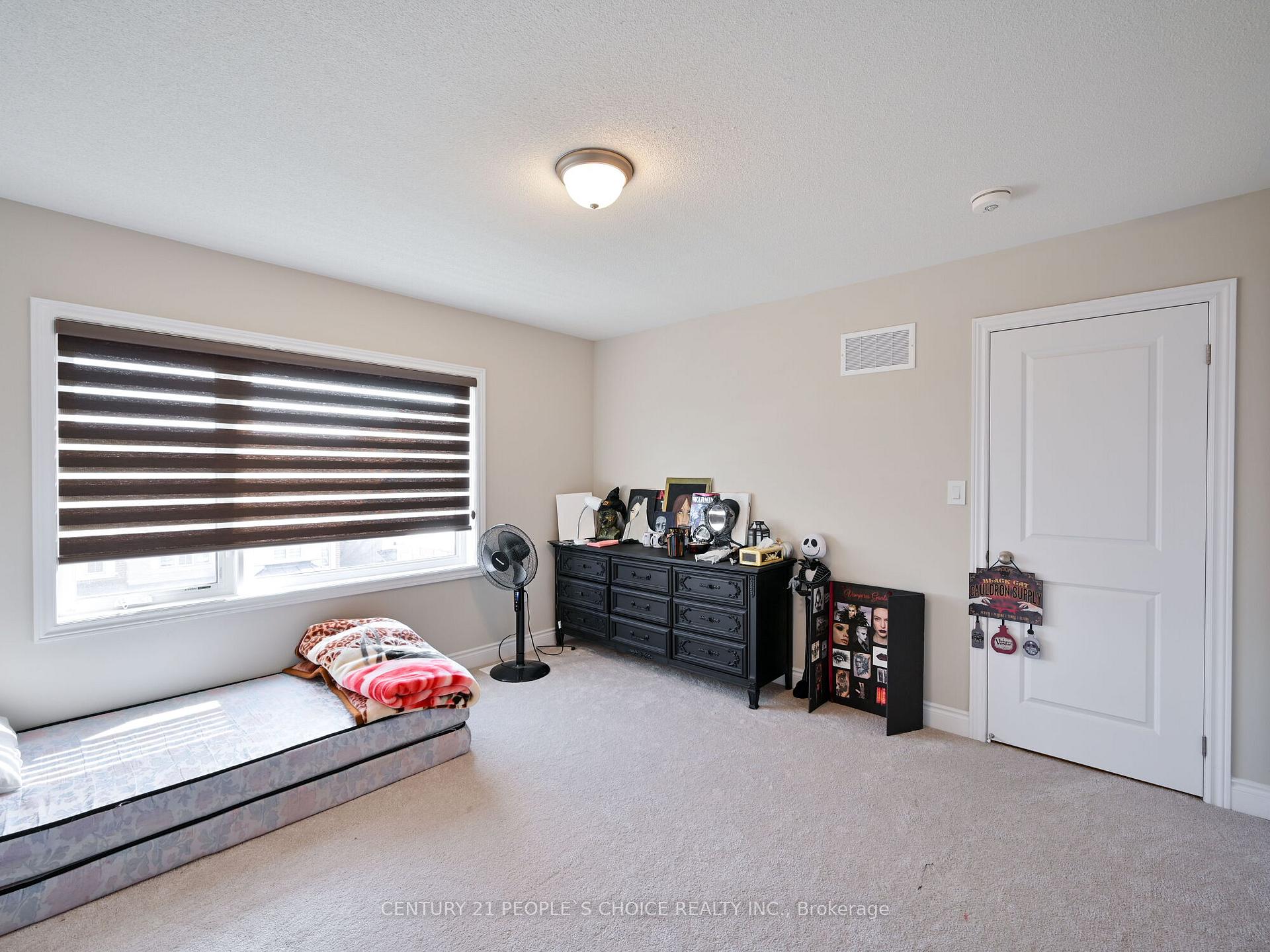 Photo 32 of 12 Junior Road, Brampton, Northwest Brampton — HOMEH