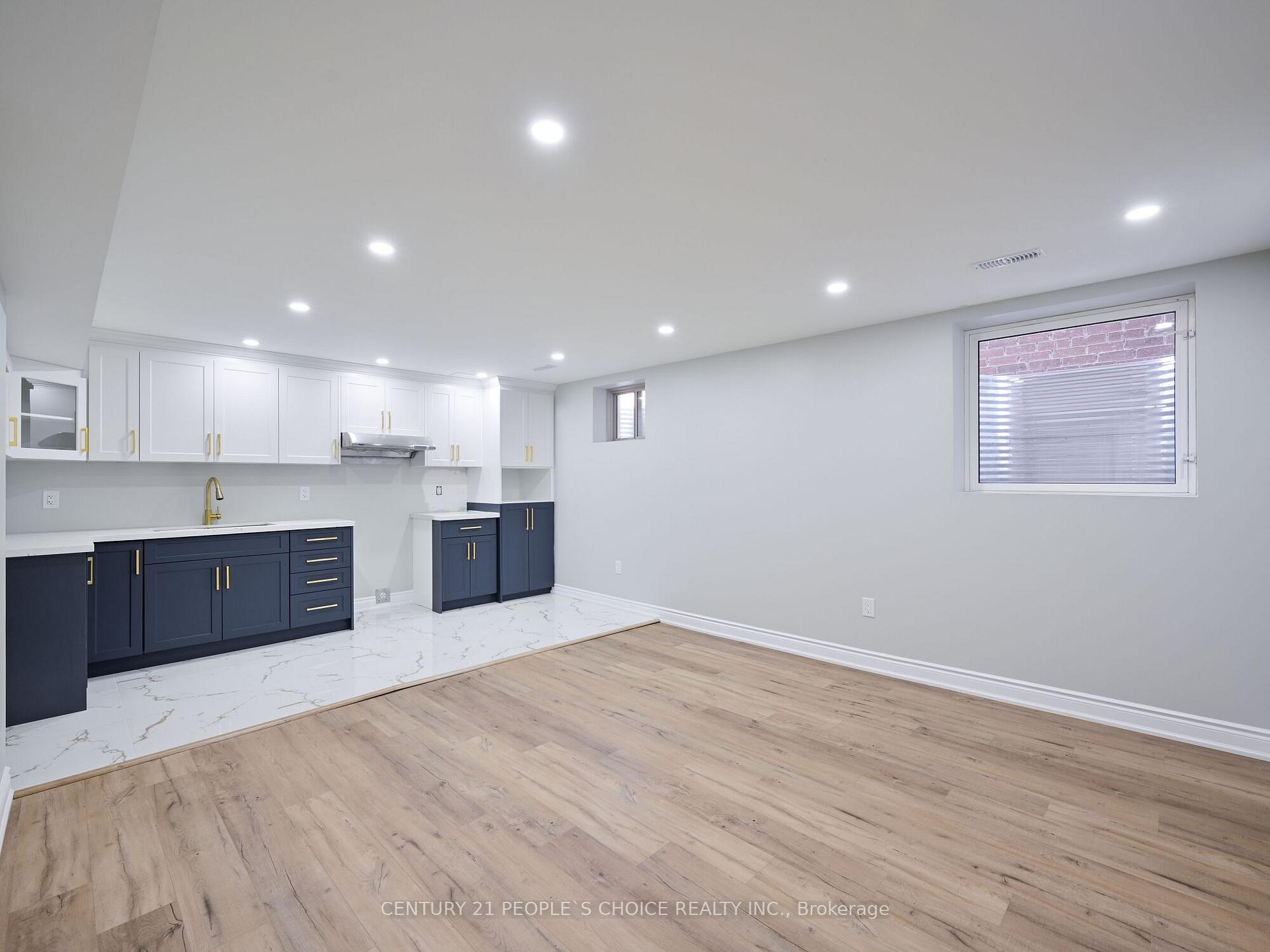 Photo 42 of 12 Junior Road, Brampton, Northwest Brampton — HOMEH