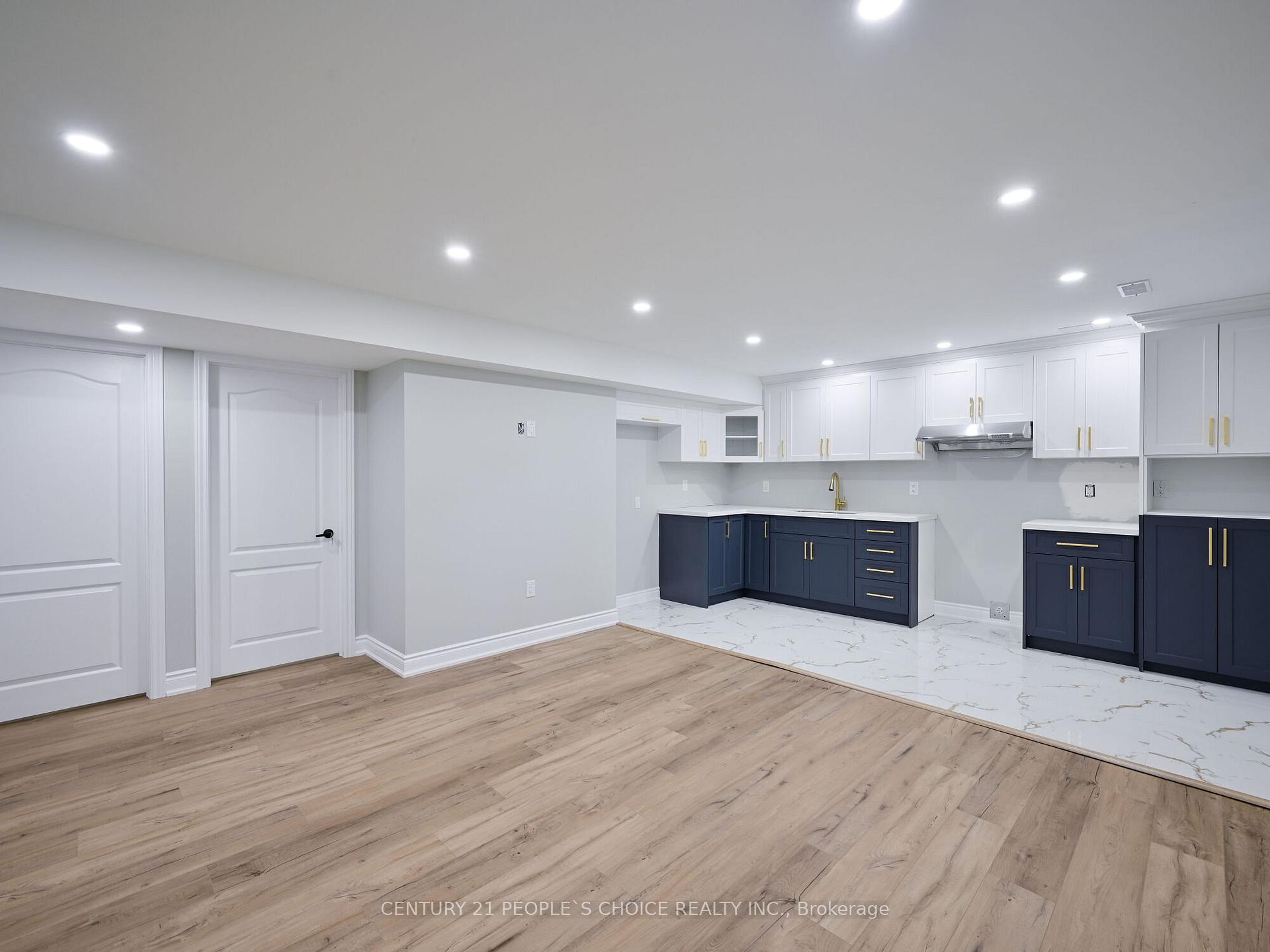 Photo 43 of 12 Junior Road, Brampton, Northwest Brampton — HOMEH