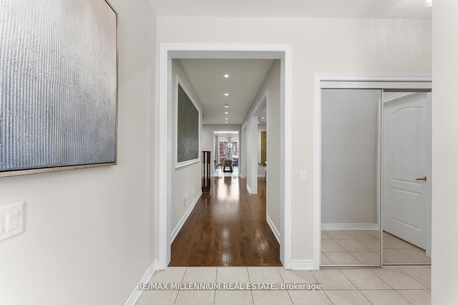 Photo 9 of 433 Mavrinac Boulevard, Aurora, Bayview Northeast — HOMEH