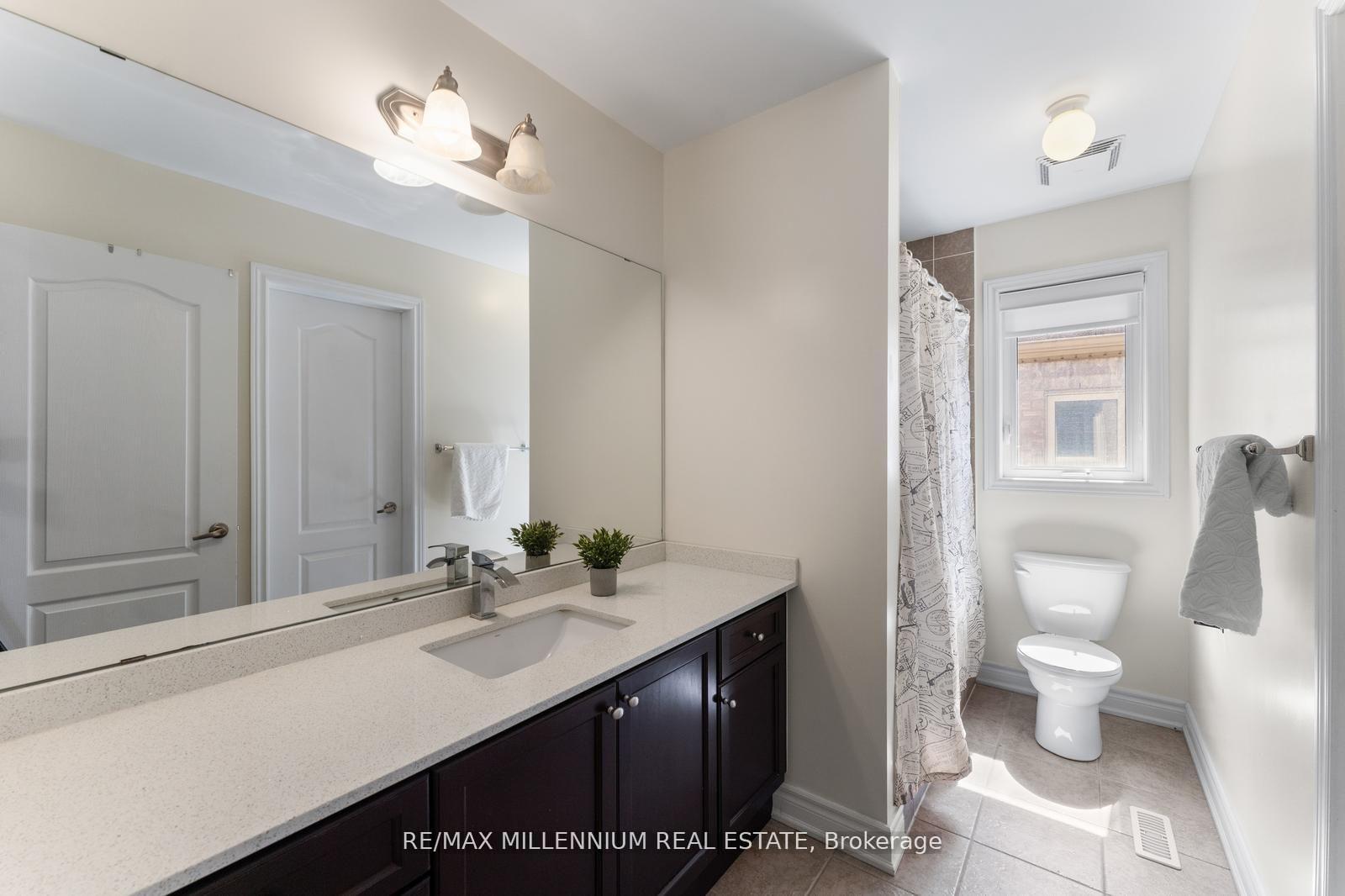 Photo 32 of 433 Mavrinac Boulevard, Aurora, Bayview Northeast — HOMEH