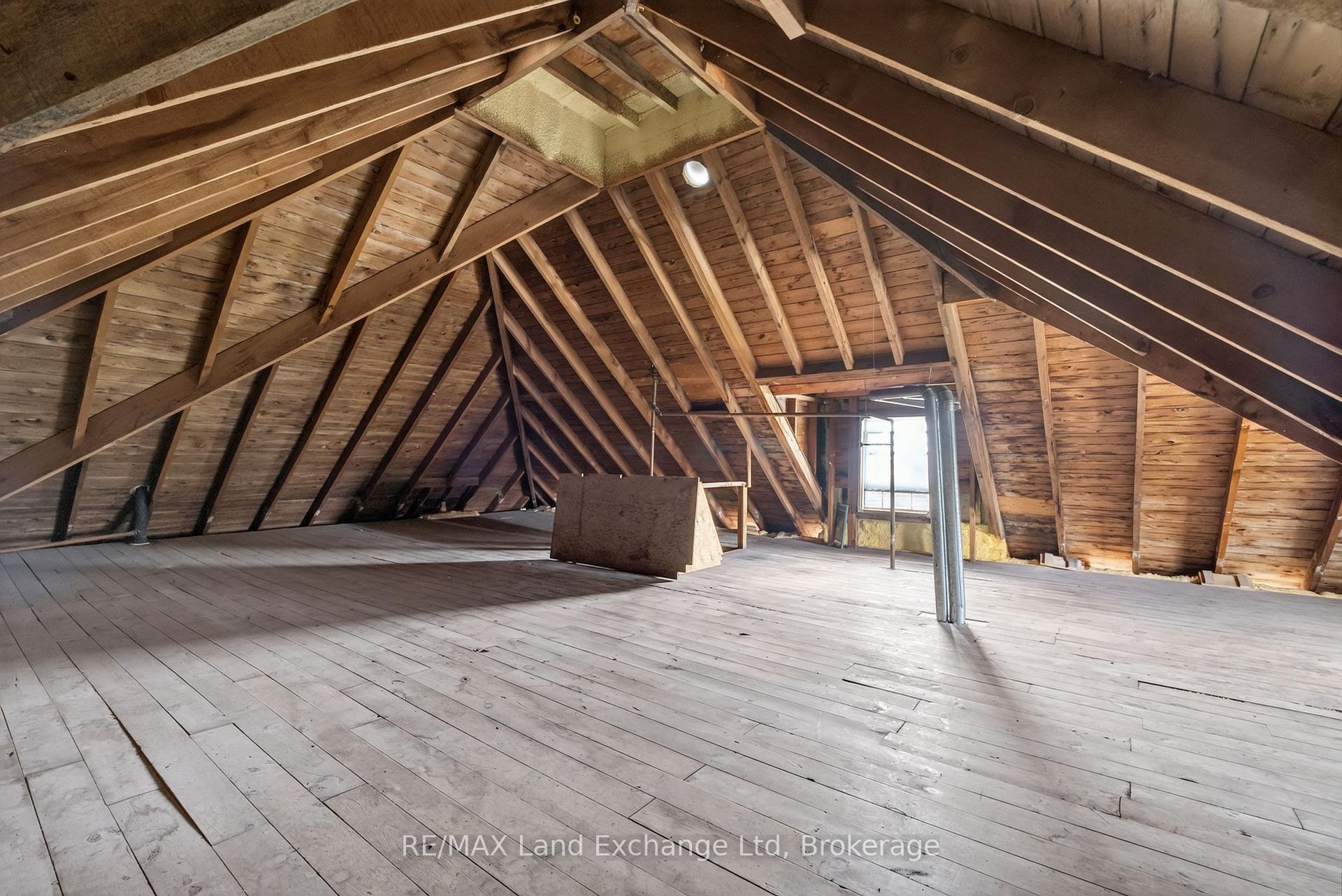 Photo 42 of 77 Montreal Street, Goderich, Goderich (Town) — HOMEH