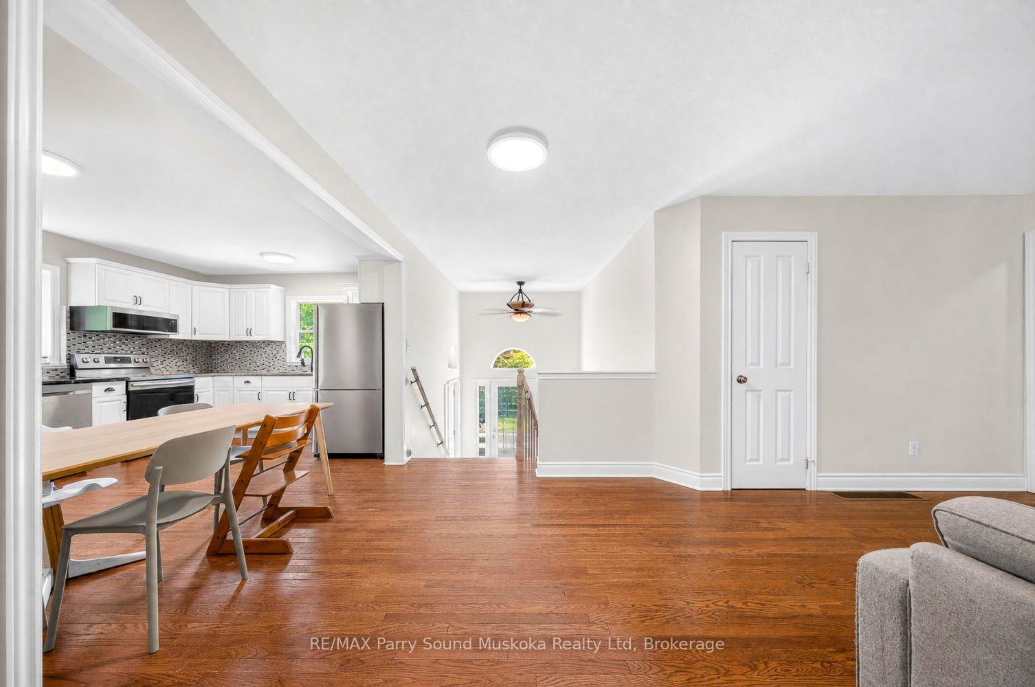 Photo 5 of 8 Mountain Basin Drive, McDougall — HOMEH