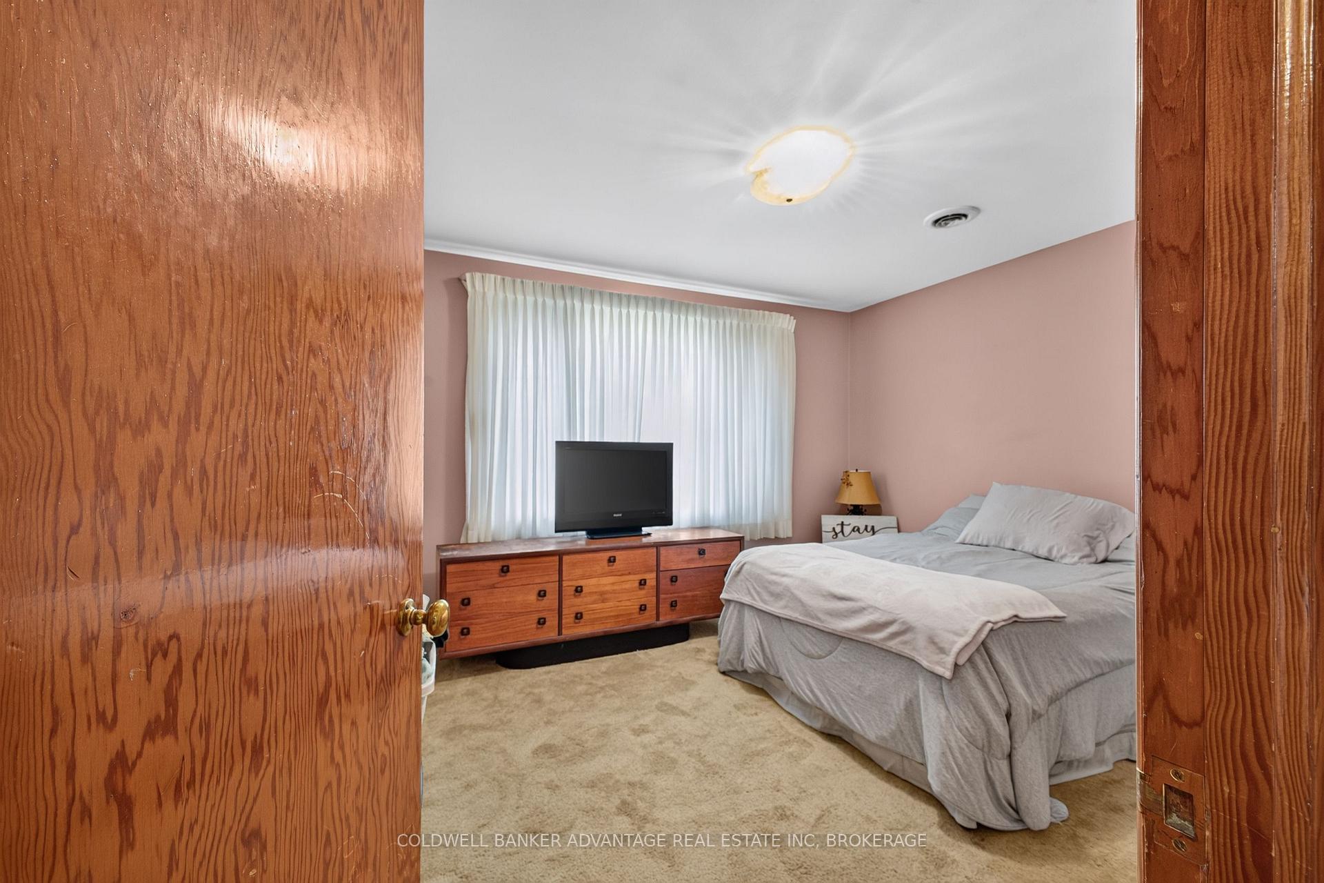 Photo 14 of 36 Third Street, Welland, Lincoln/Crowland — HOMEH