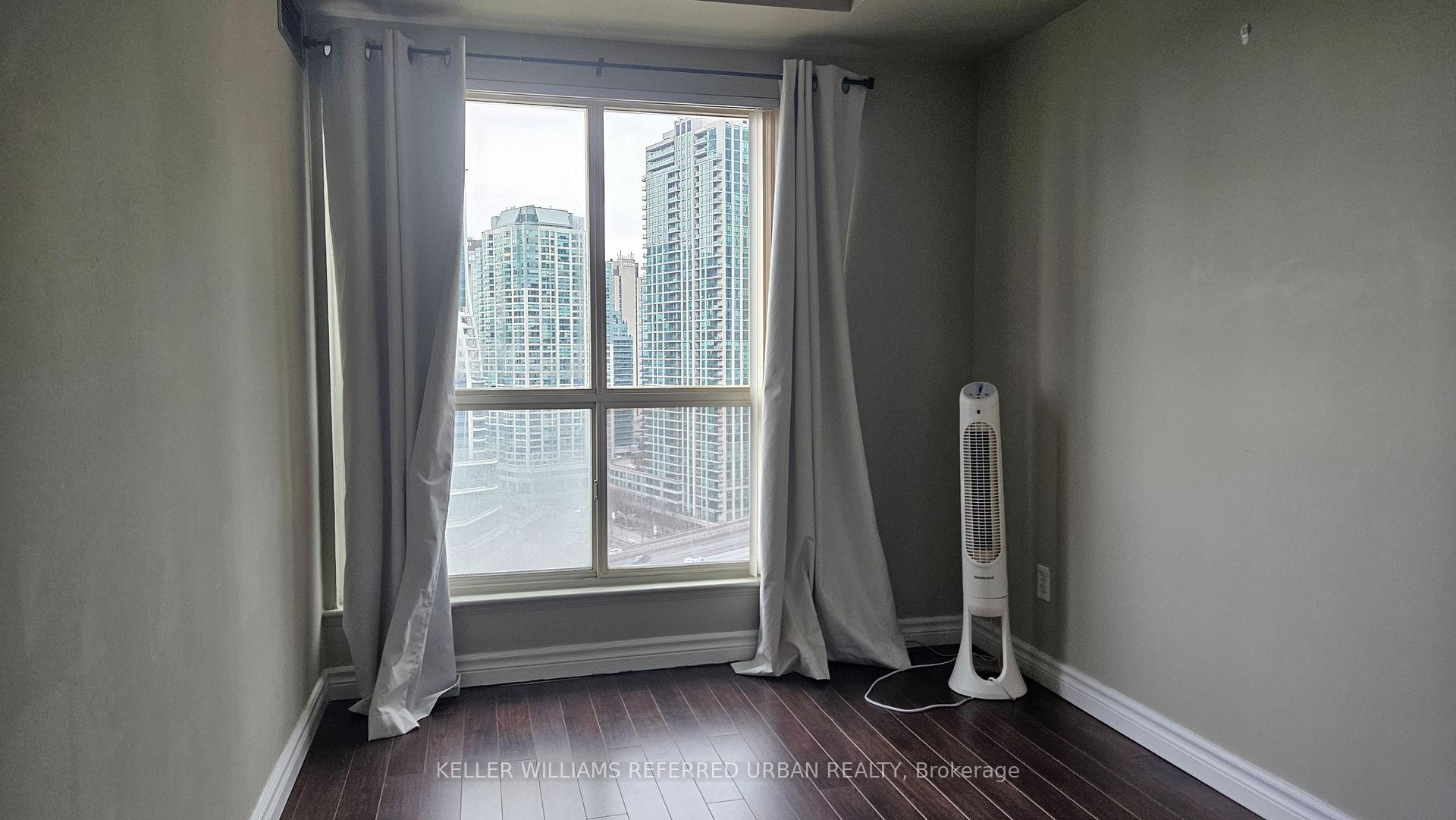 Photo 6 of Unit 1922, 25 The Esplanade, Toronto, Waterfront Communities — HOMEH