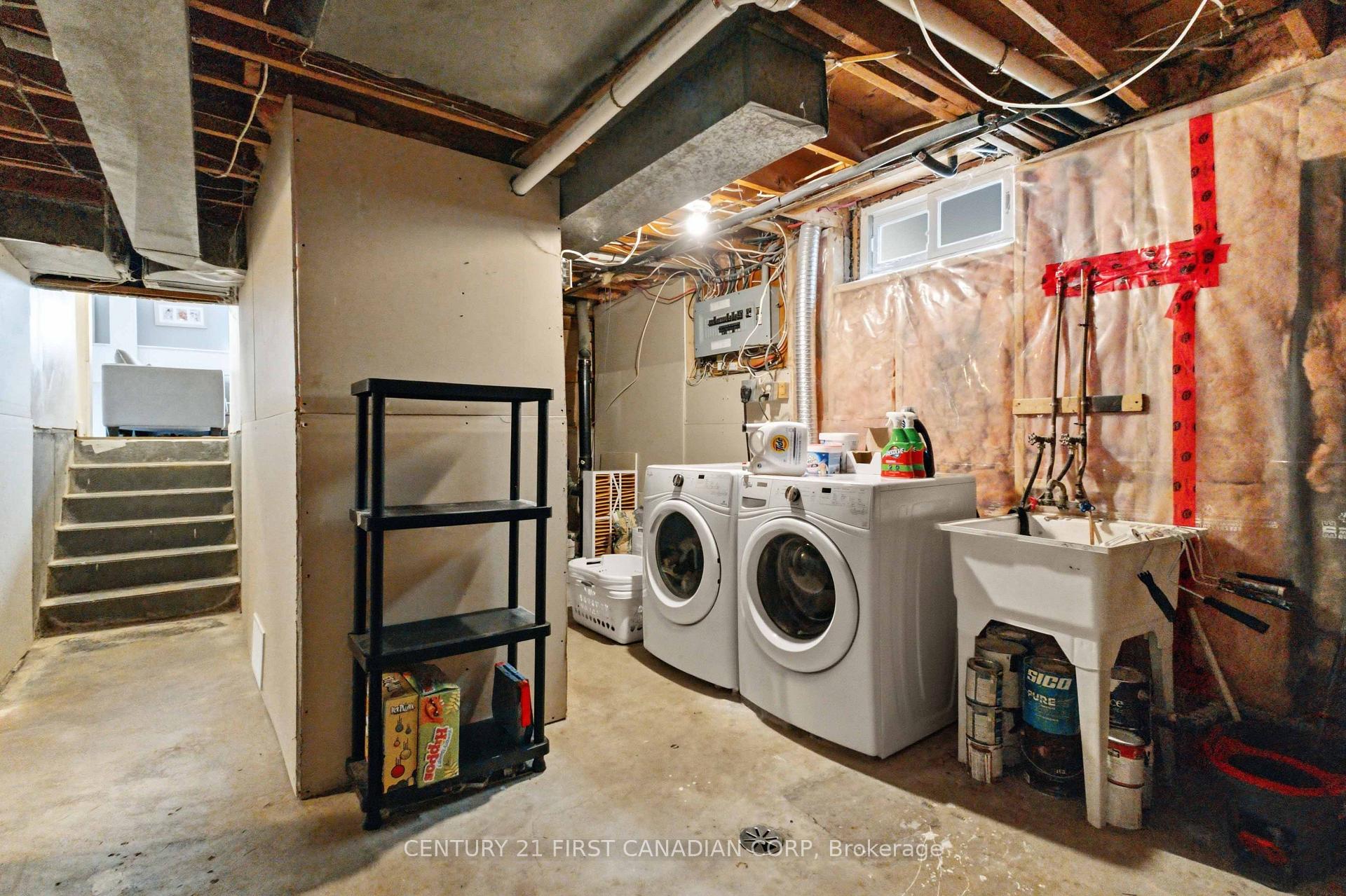 Photo 38 of 436 Ferndale Avenue, London, South P — HOMEH