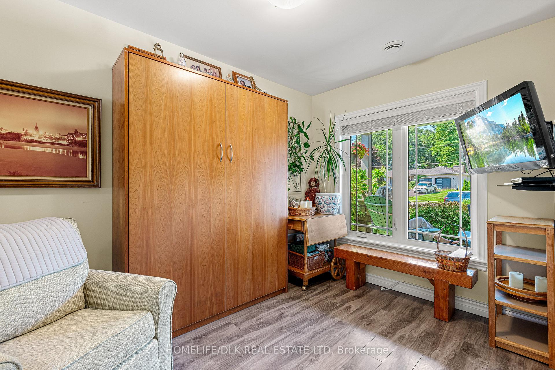 Photo 18 of 63A Centre Street, Brockville, Brockville — HOMEH