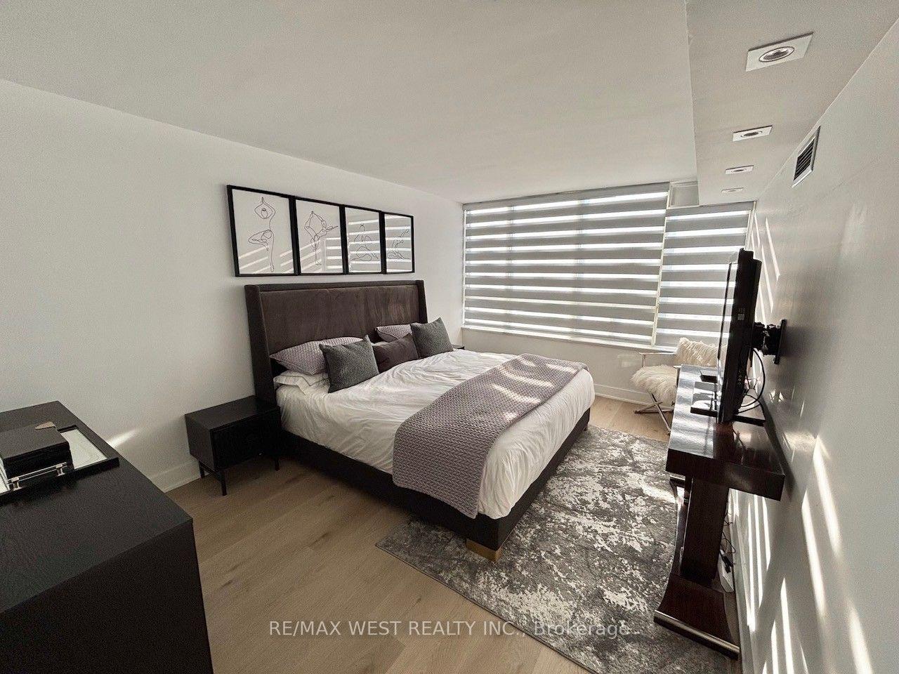 Photo 12 of Unit 1408, 7 Townsgate Drive, Vaughan, Crestwood-Springfarm-Yorkhill — HOMEH