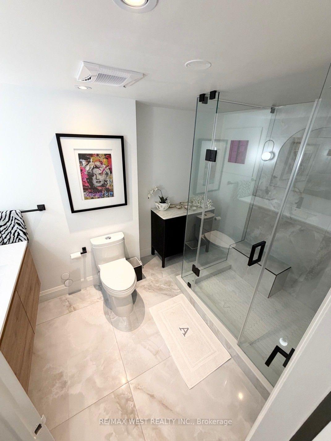 Photo 26 of Unit 1408, 7 Townsgate Drive, Vaughan, Crestwood-Springfarm-Yorkhill — HOMEH