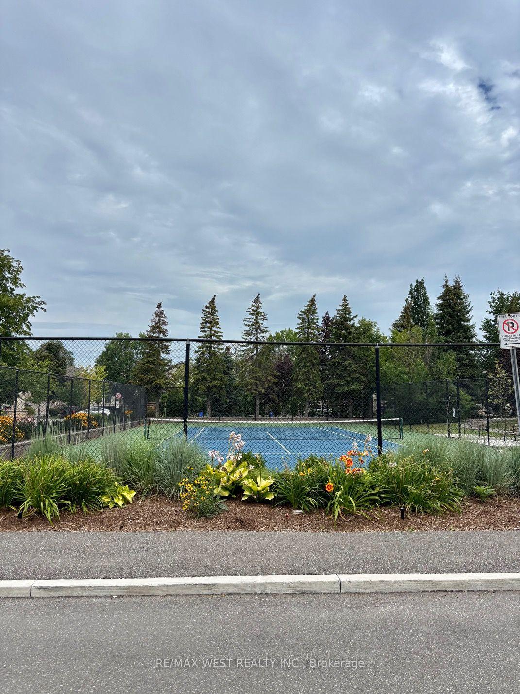 Photo 32 of Unit 1408, 7 Townsgate Drive, Vaughan, Crestwood-Springfarm-Yorkhill — HOMEH