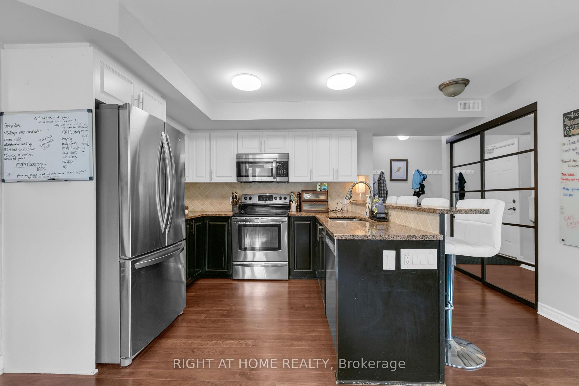 Photo 11 of Unit 8, 585 Stonefield Private, Ottawa, Barrhaven East — HOMEH