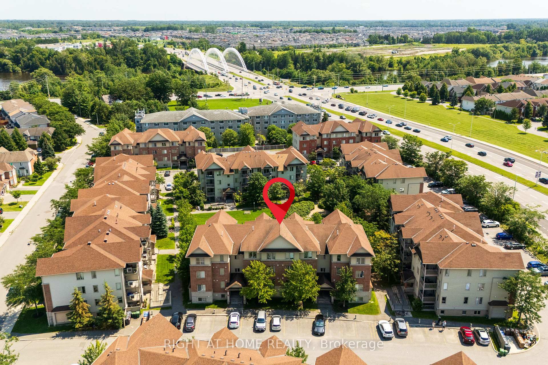 Photo 26 of Unit 8, 585 Stonefield Private, Ottawa, Barrhaven East — HOMEH