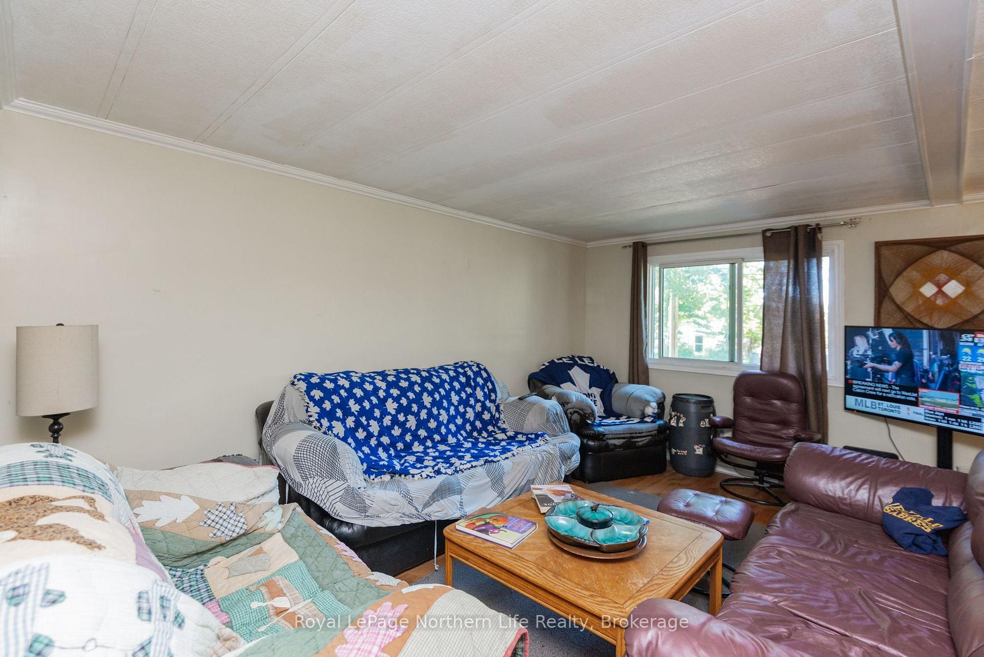 Photo 5 of 3 David Court, North Bay, Ferris — HOMEH
