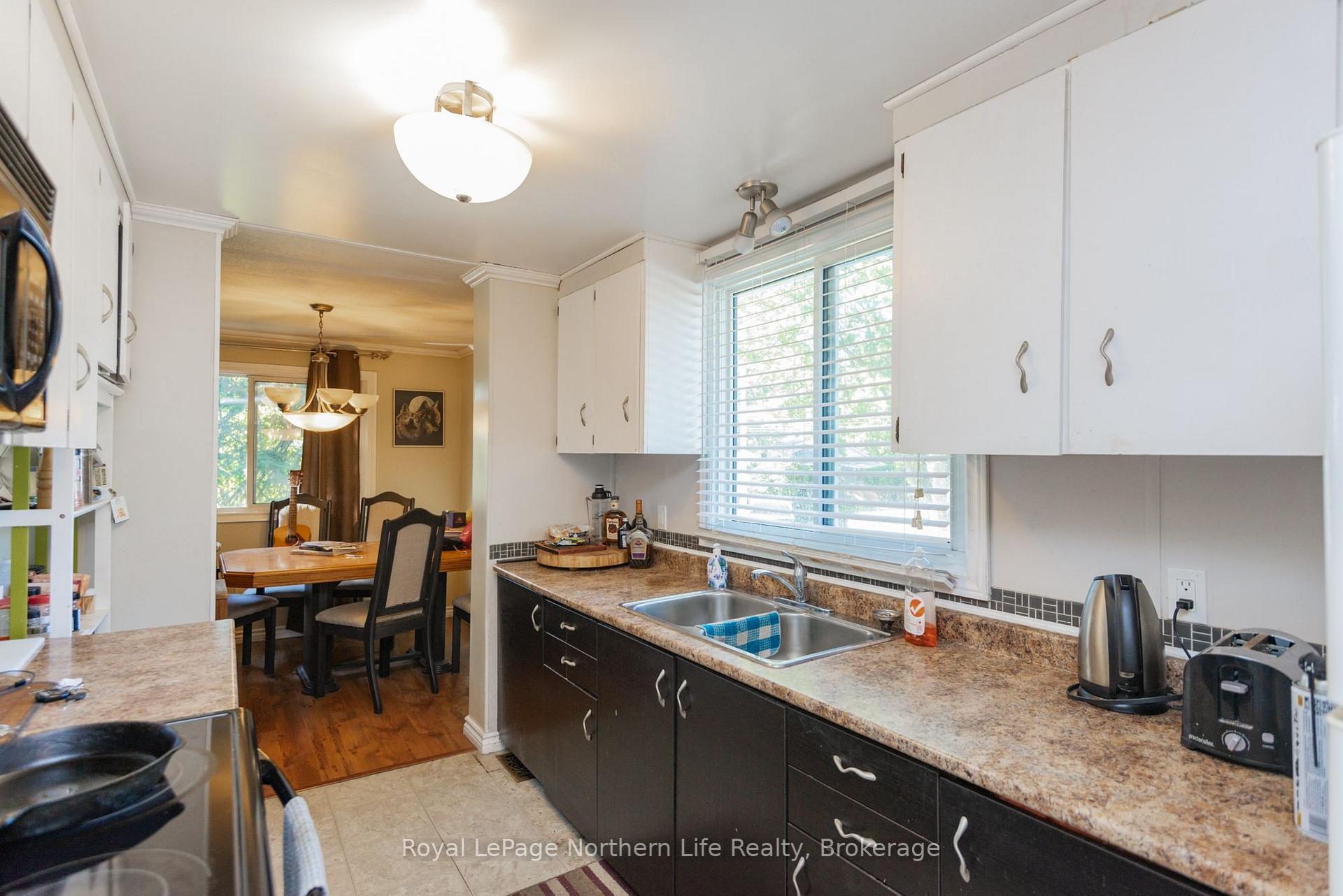Photo 10 of 3 David Court, North Bay, Ferris — HOMEH